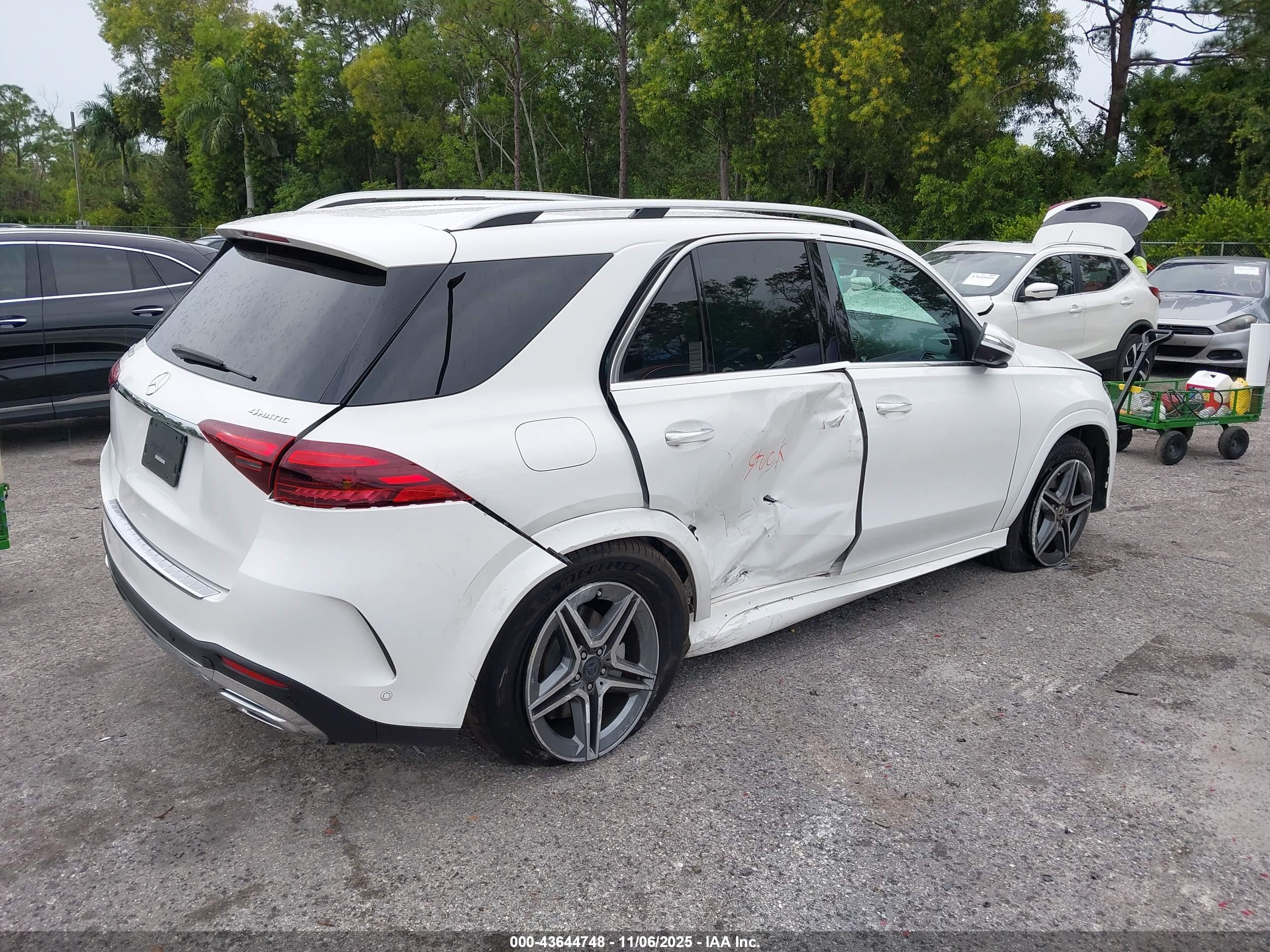 MERCEDES-BENZ GLE image 4