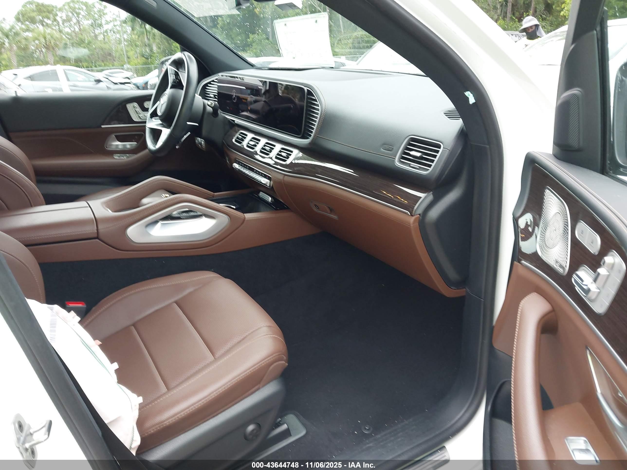 MERCEDES-BENZ GLE image 5