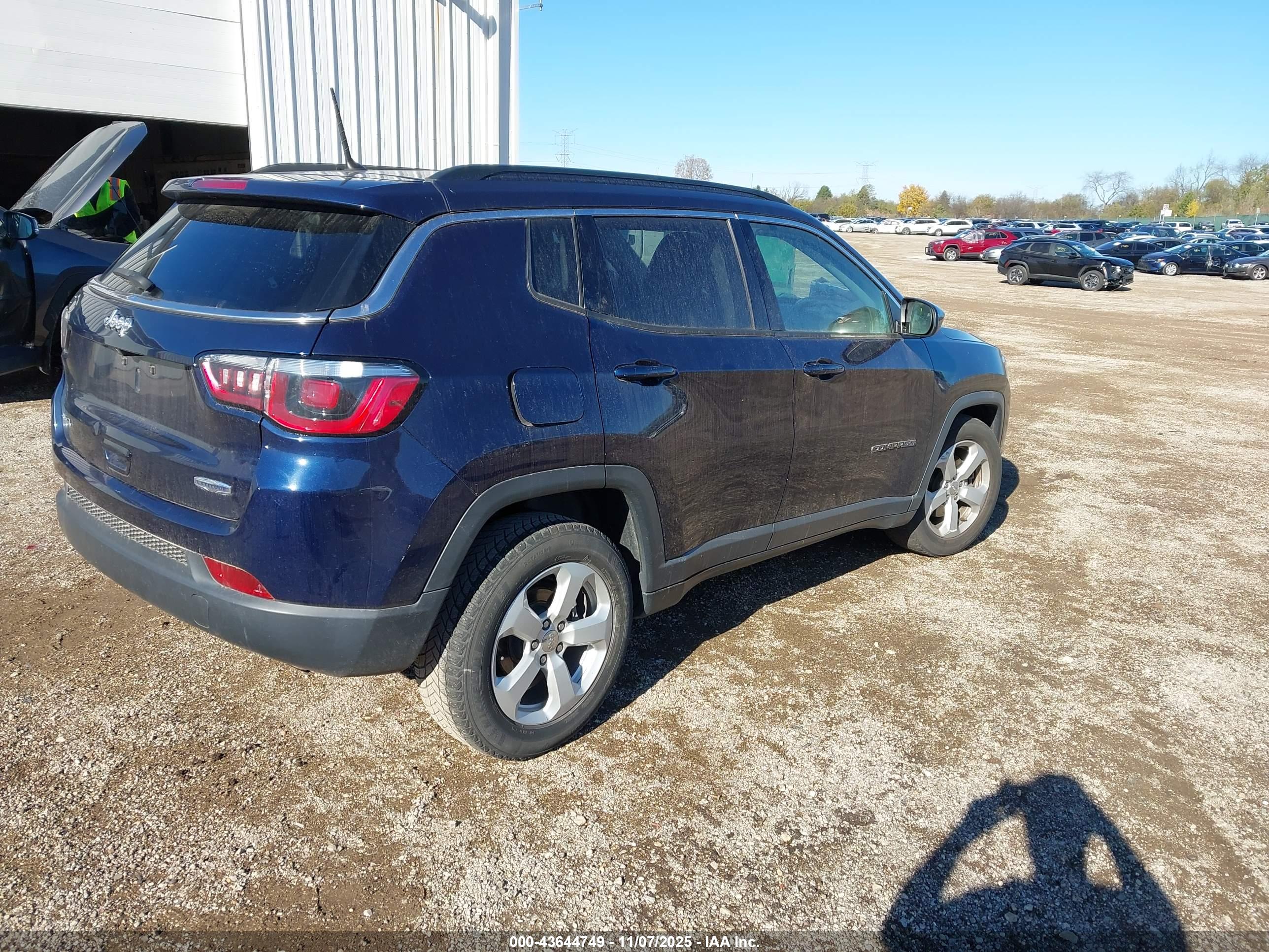 JEEP COMPASS image 4