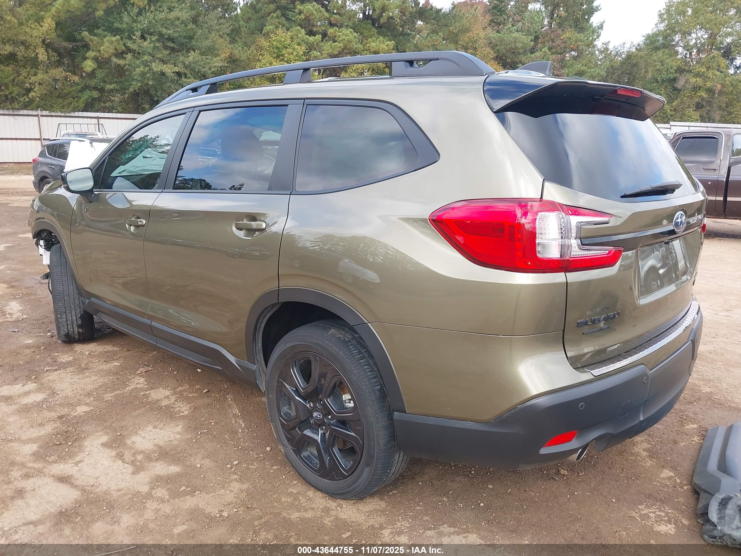 SUBARU ASCENT image 3