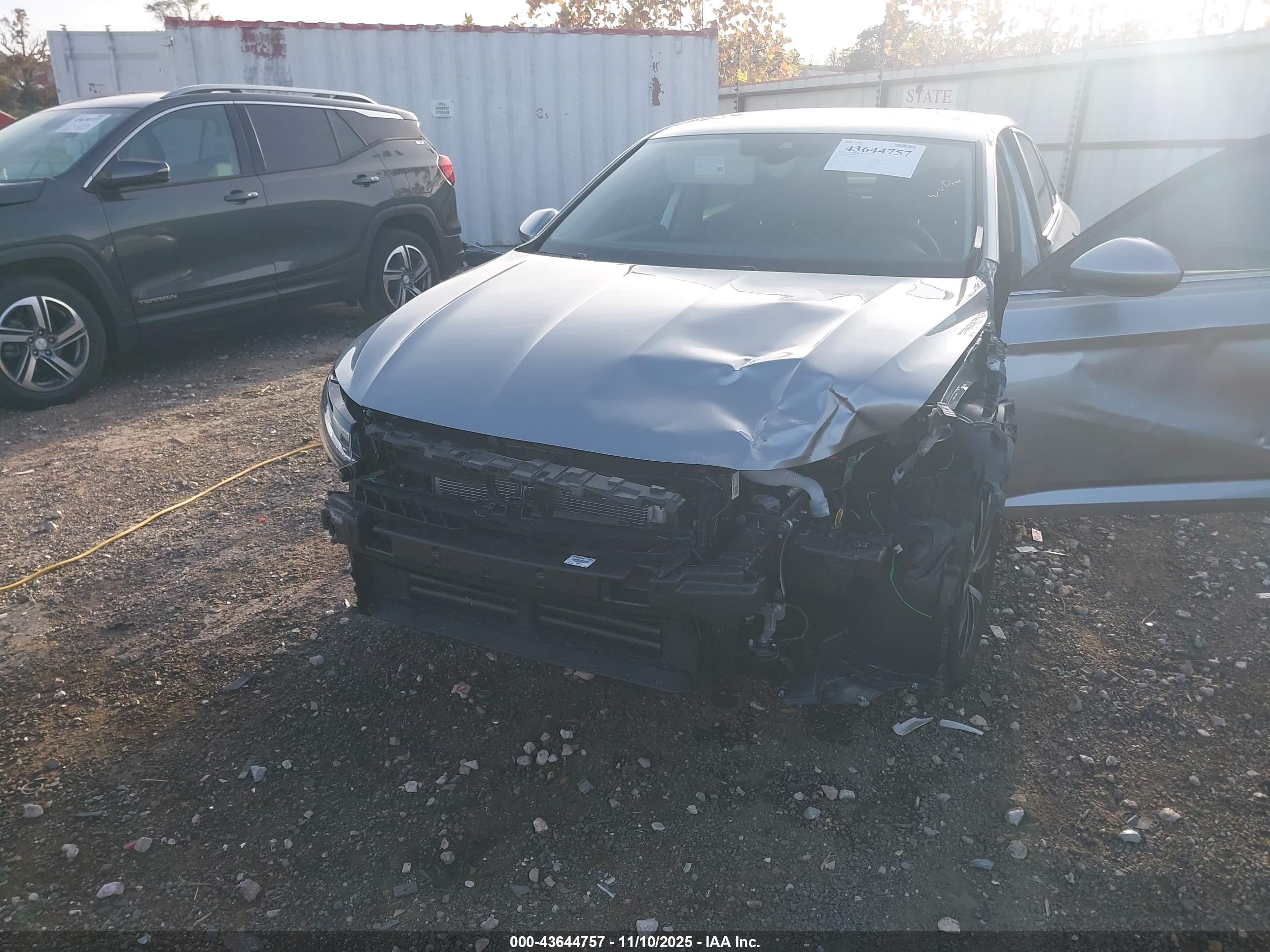 VOLKSWAGEN JETTA image 6