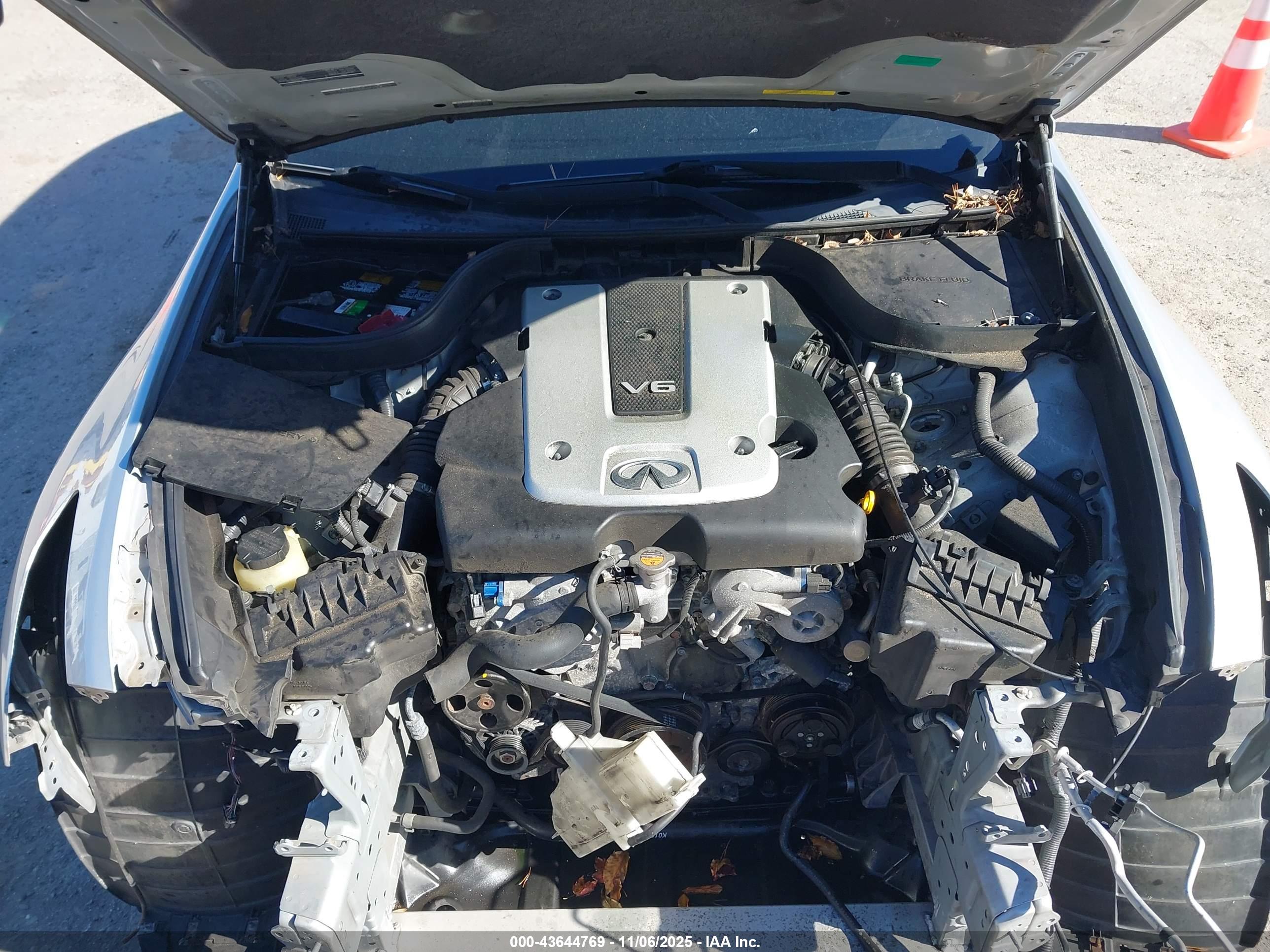INFINITI G25 image 10
