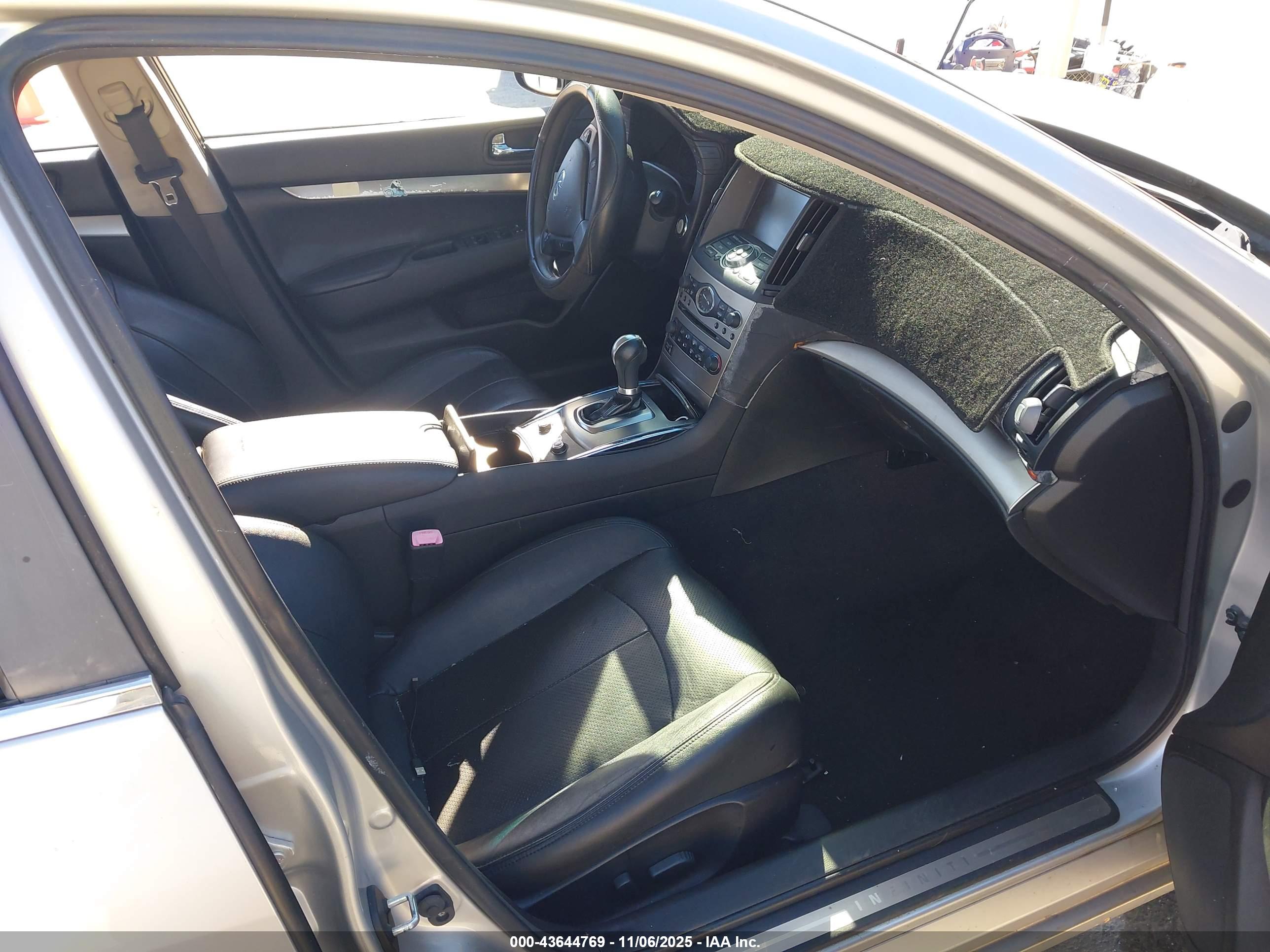 INFINITI G25 image 5