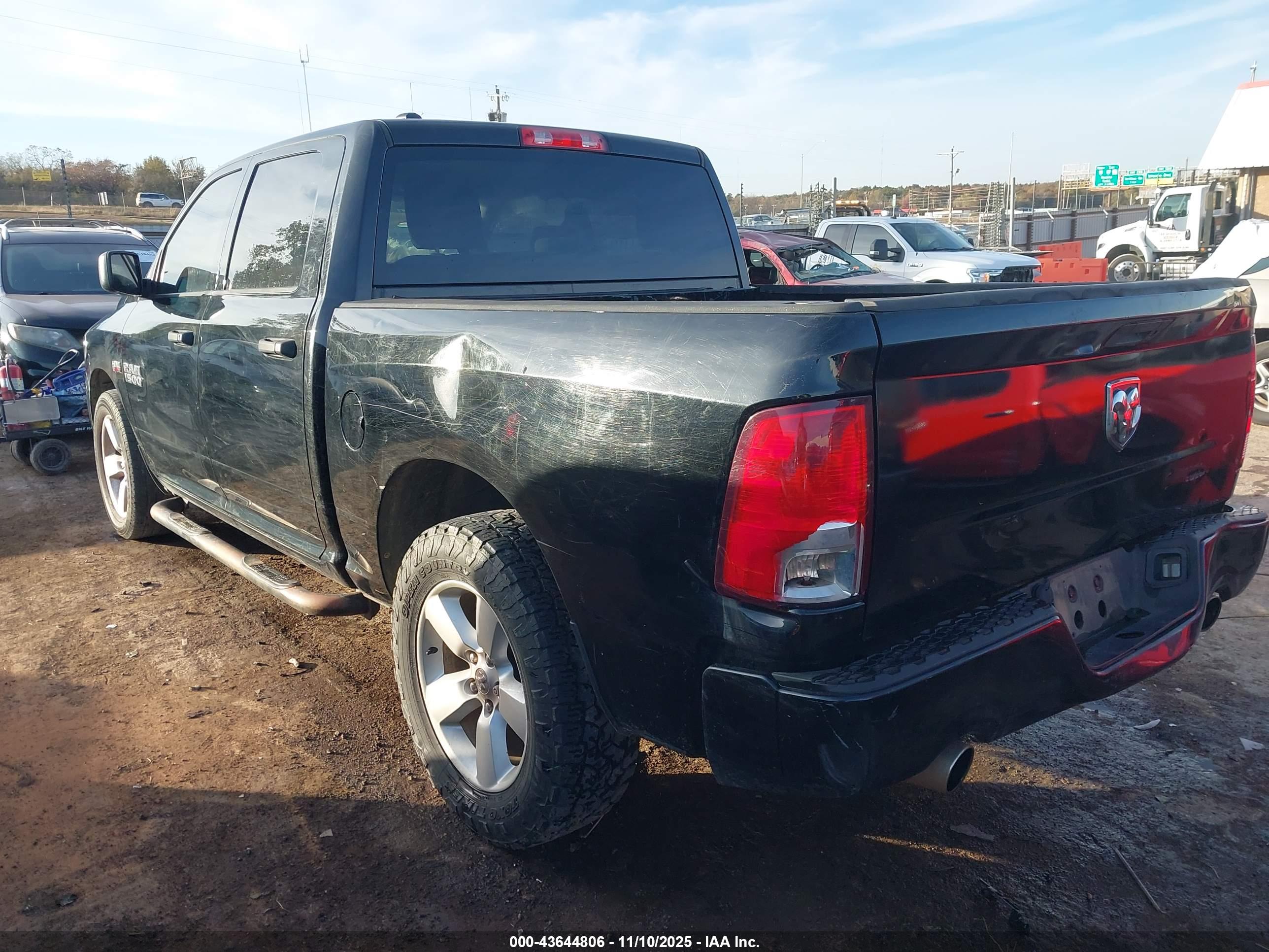 RAM 1500 image 3