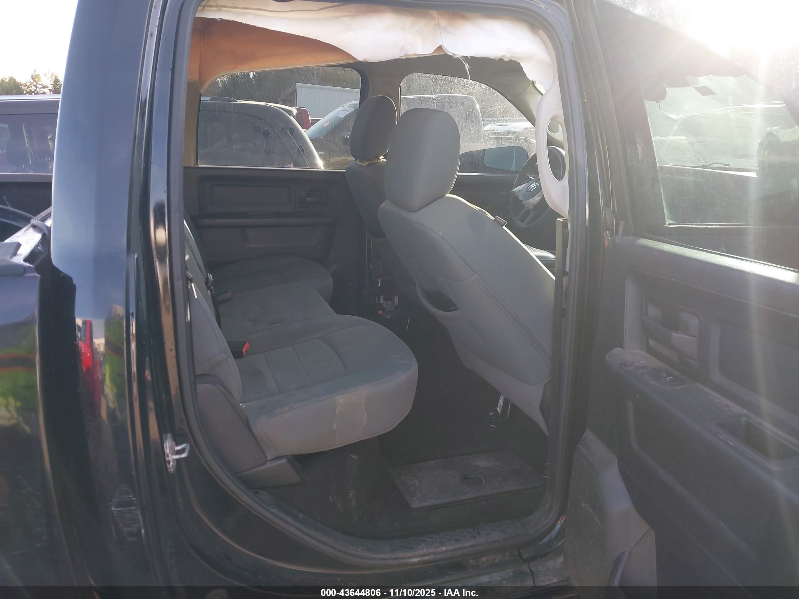 RAM 1500 image 8