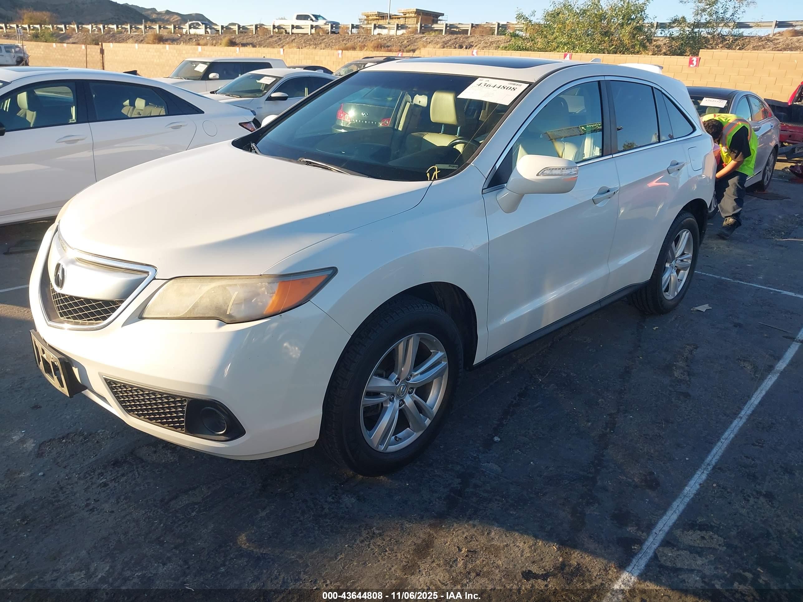 ACURA RDX image 2