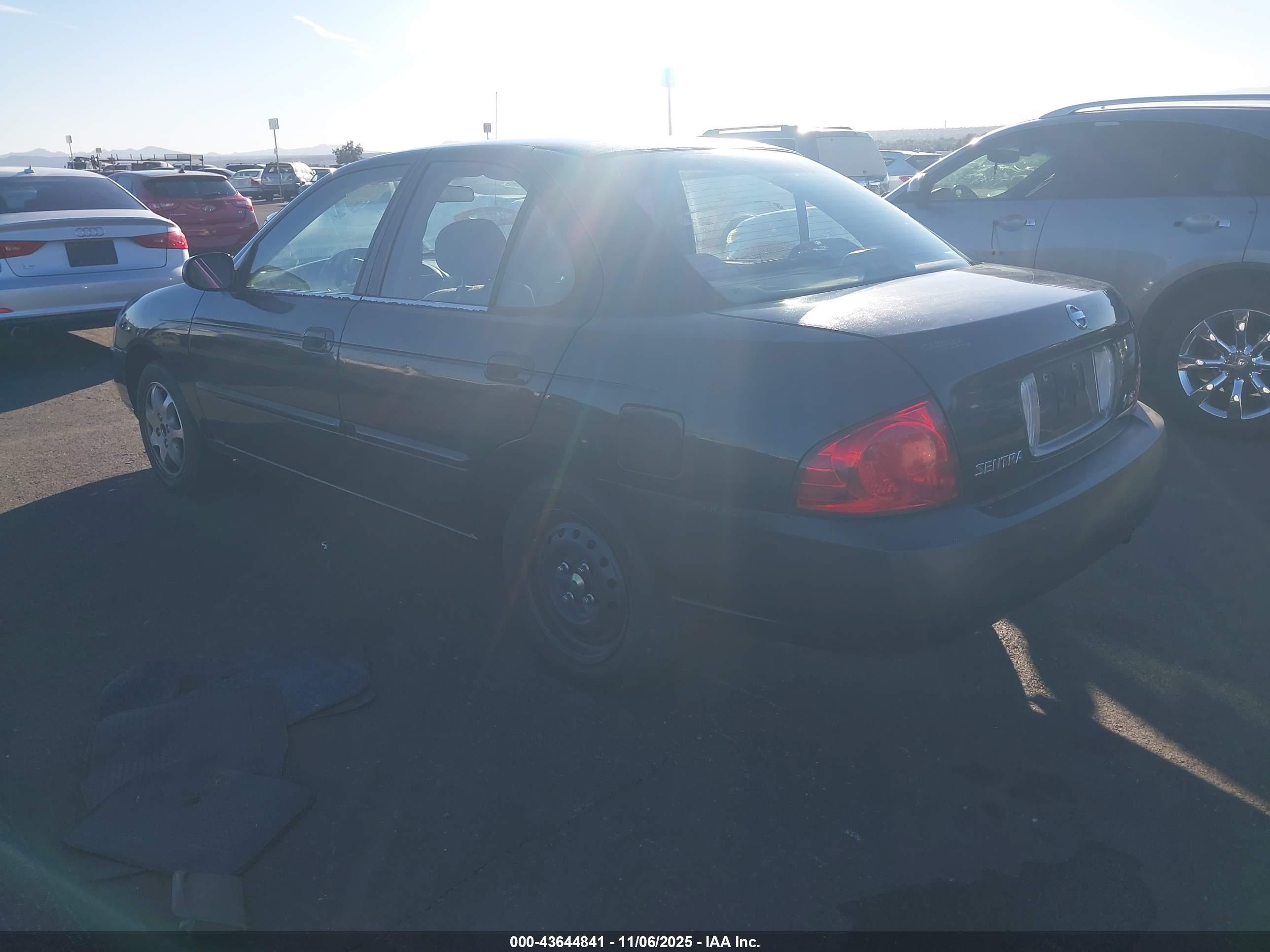 NISSAN SENTRA image 3