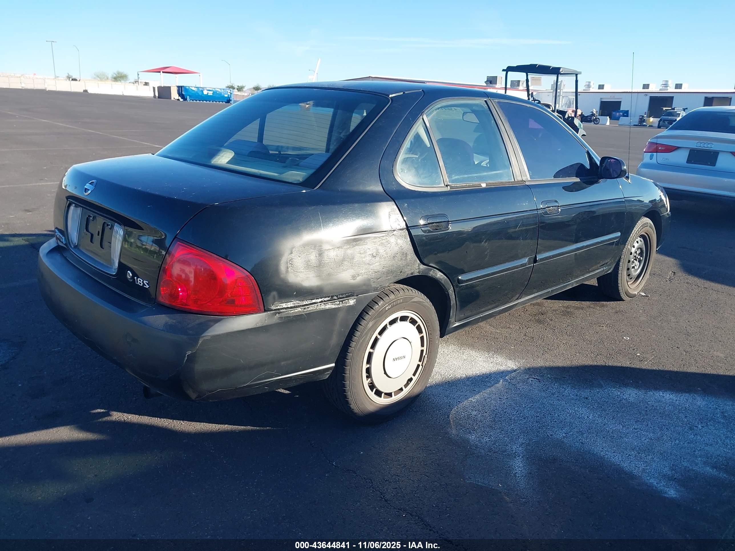 NISSAN SENTRA image 4
