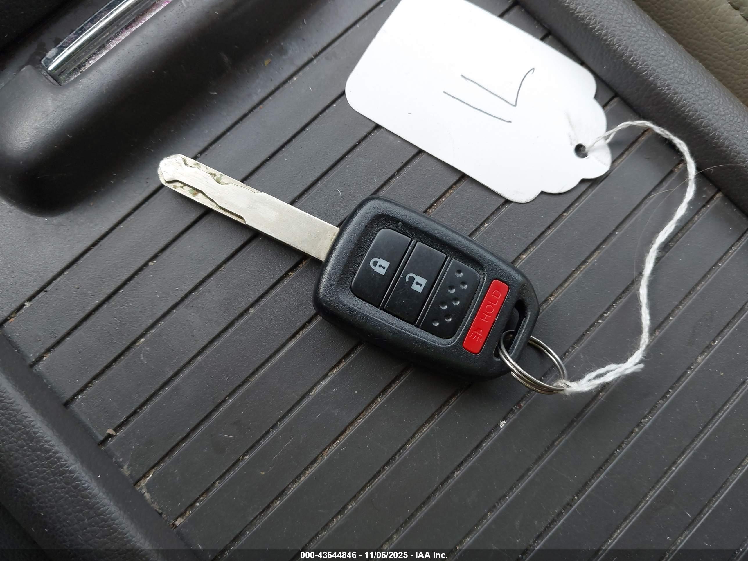 HONDA CR-V image 11