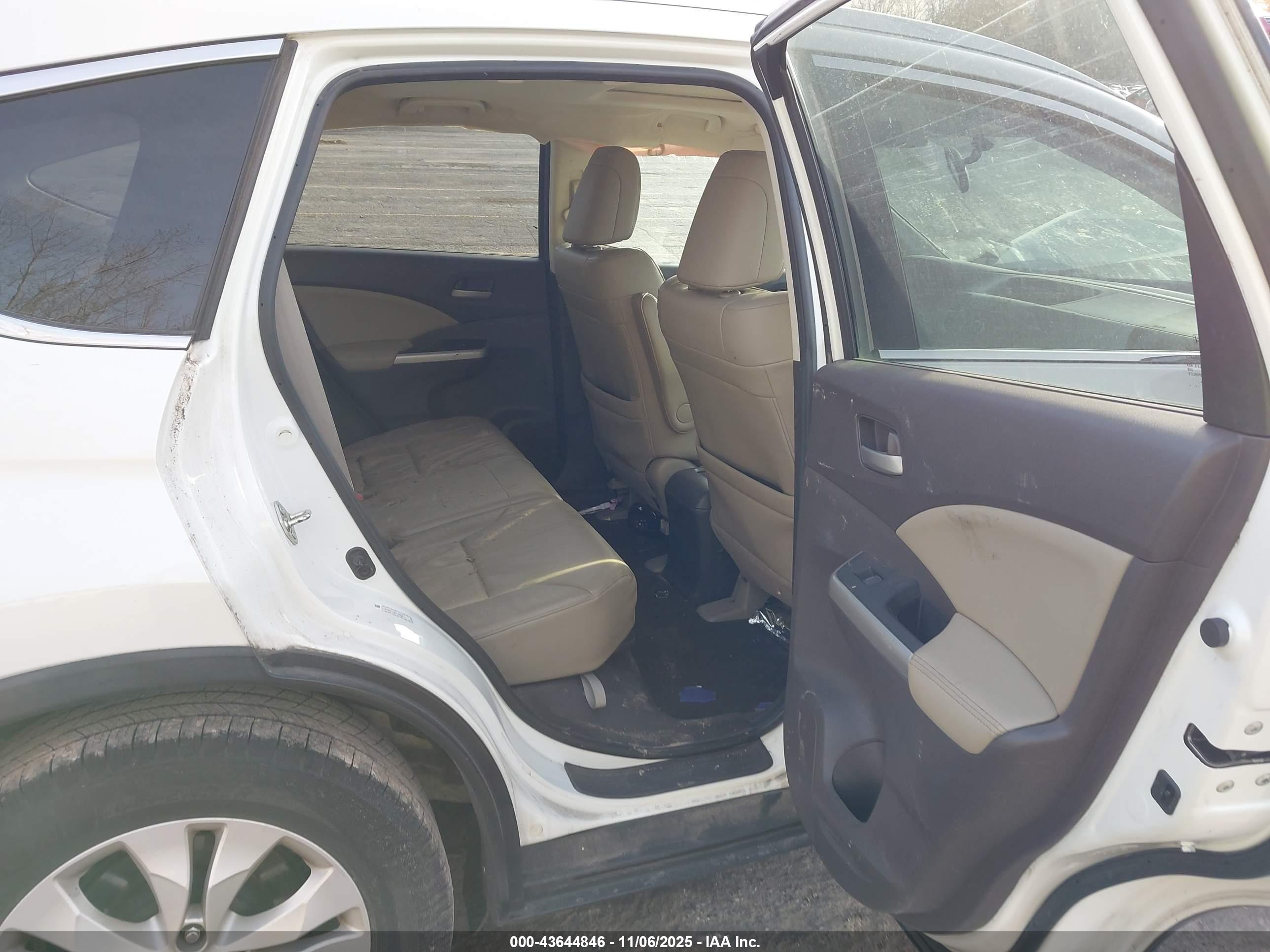HONDA CR-V image 8