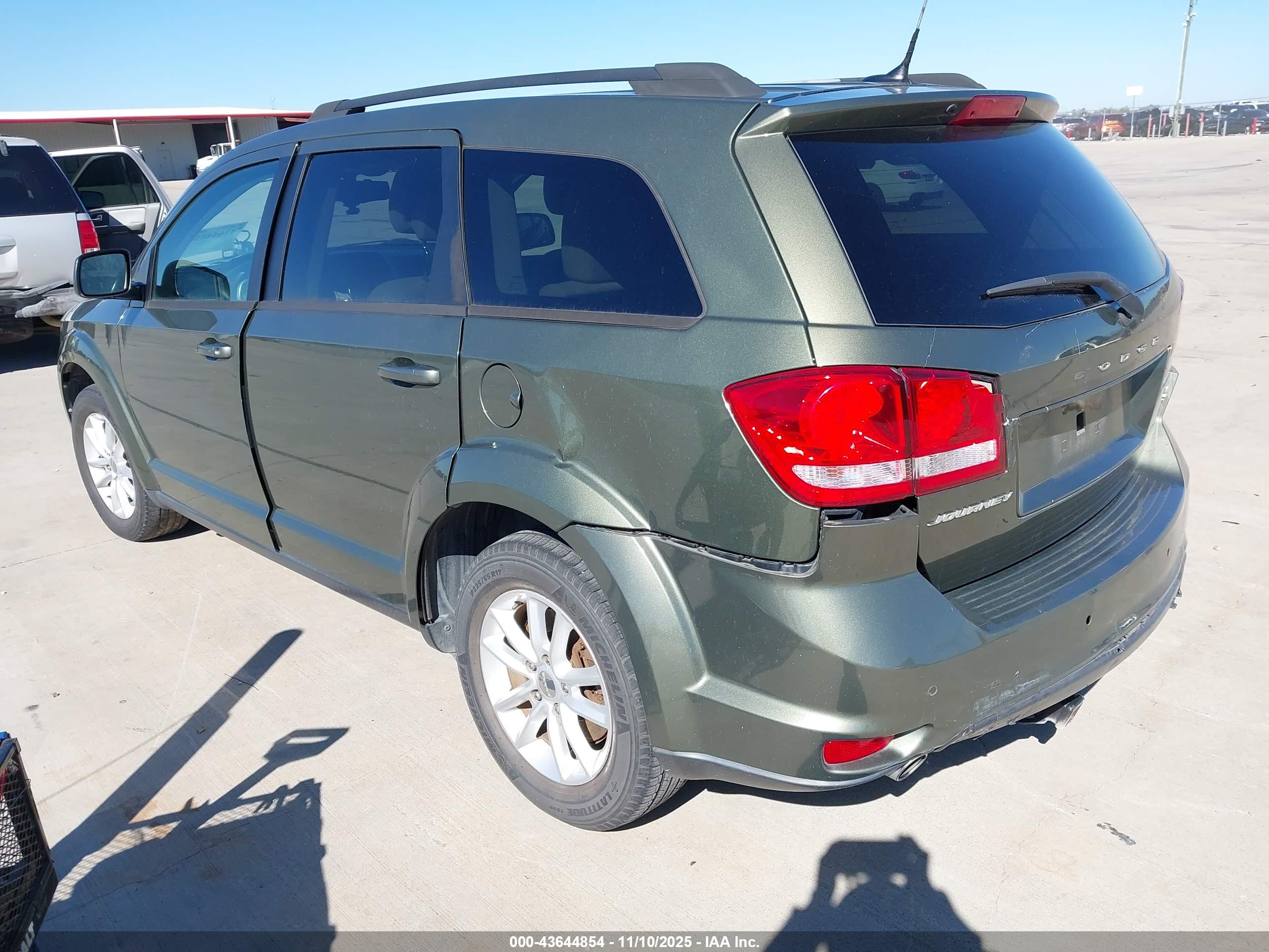 DODGE JOURNEY image 3