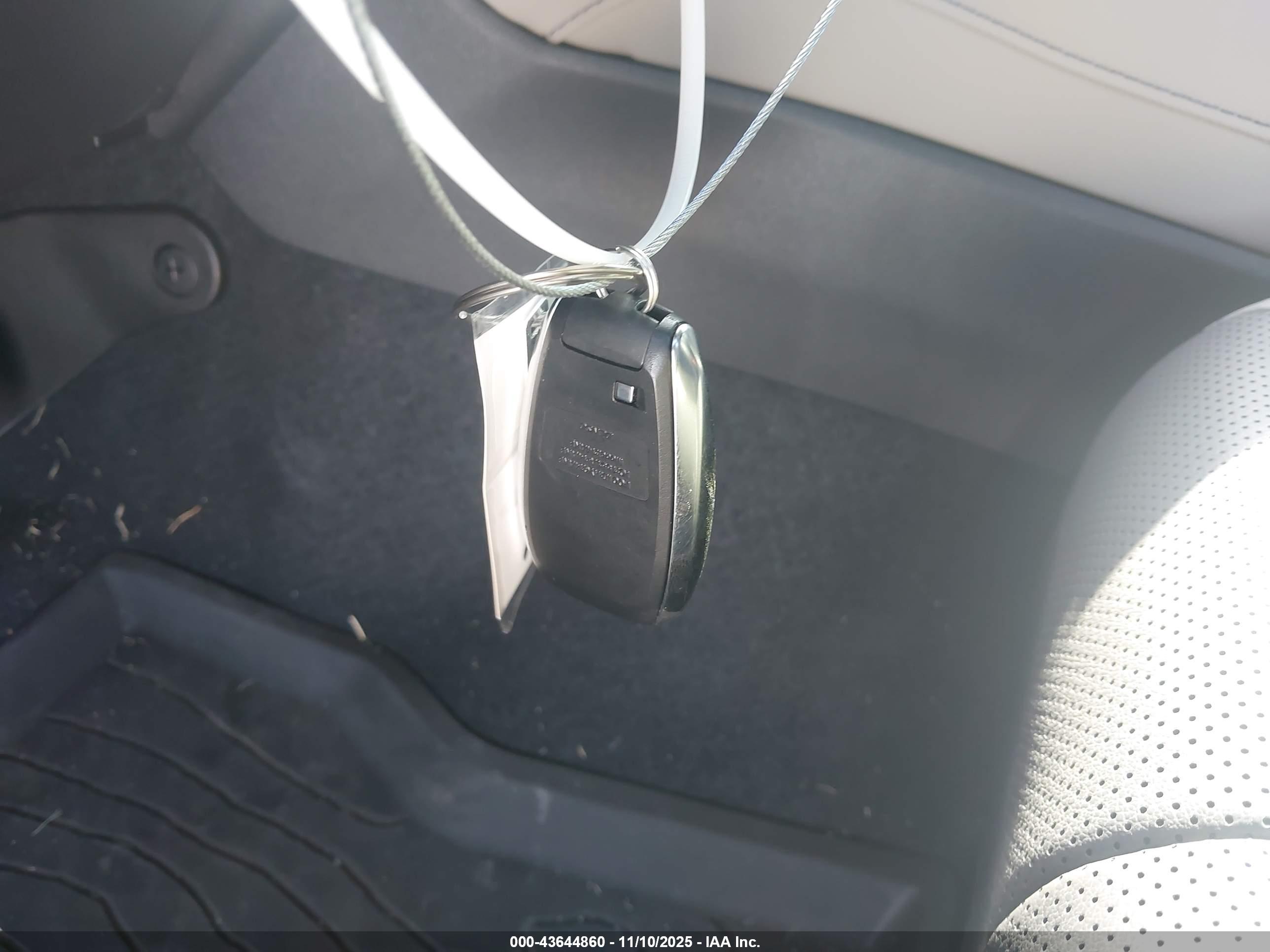 SUBARU FORESTER image 11