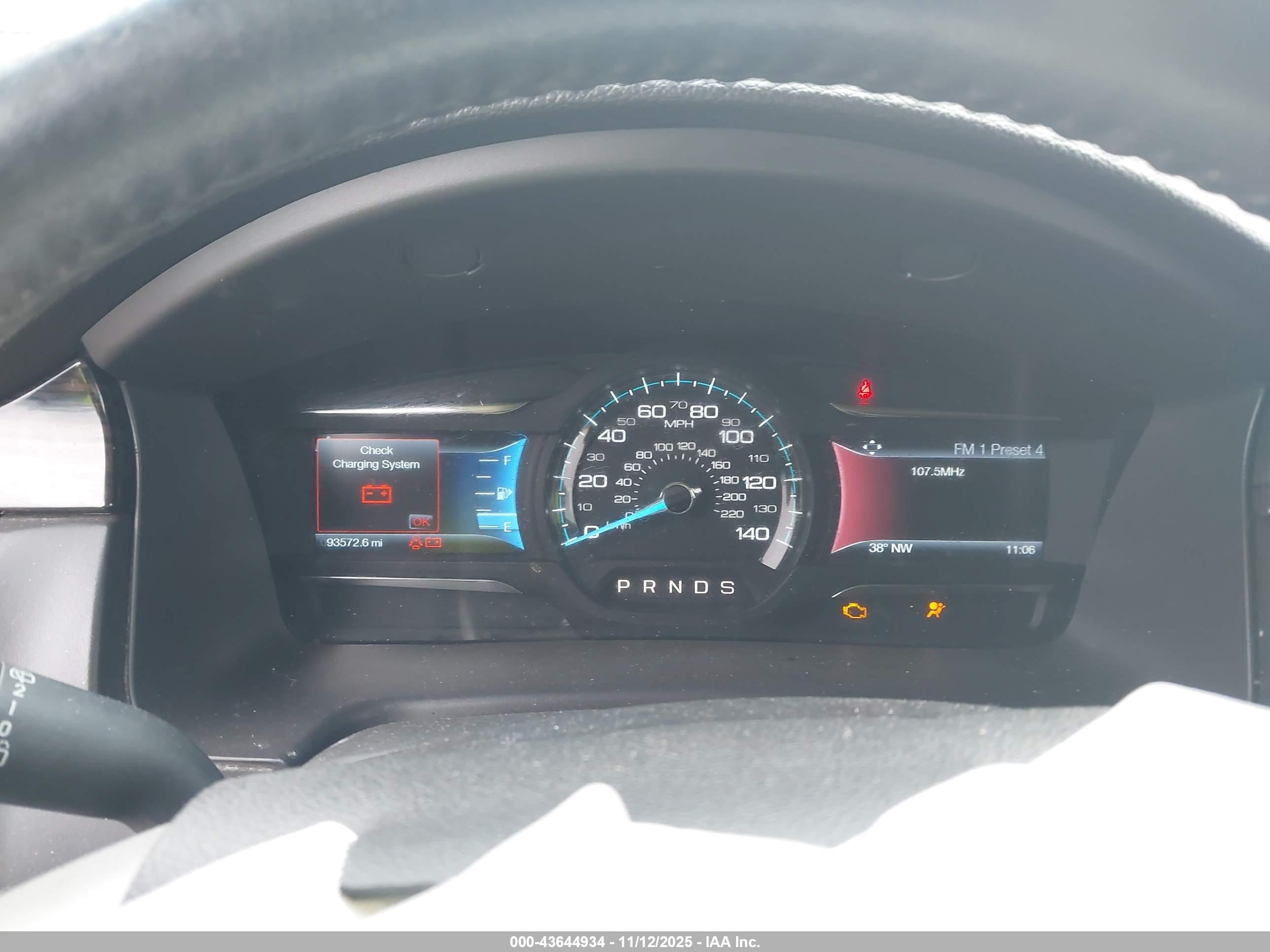 FORD FLEX image 7