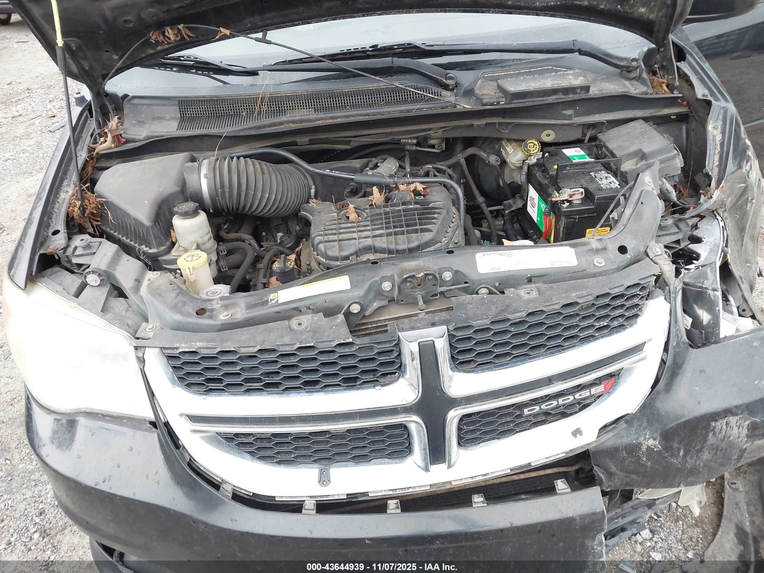 DODGE GRAND image 10