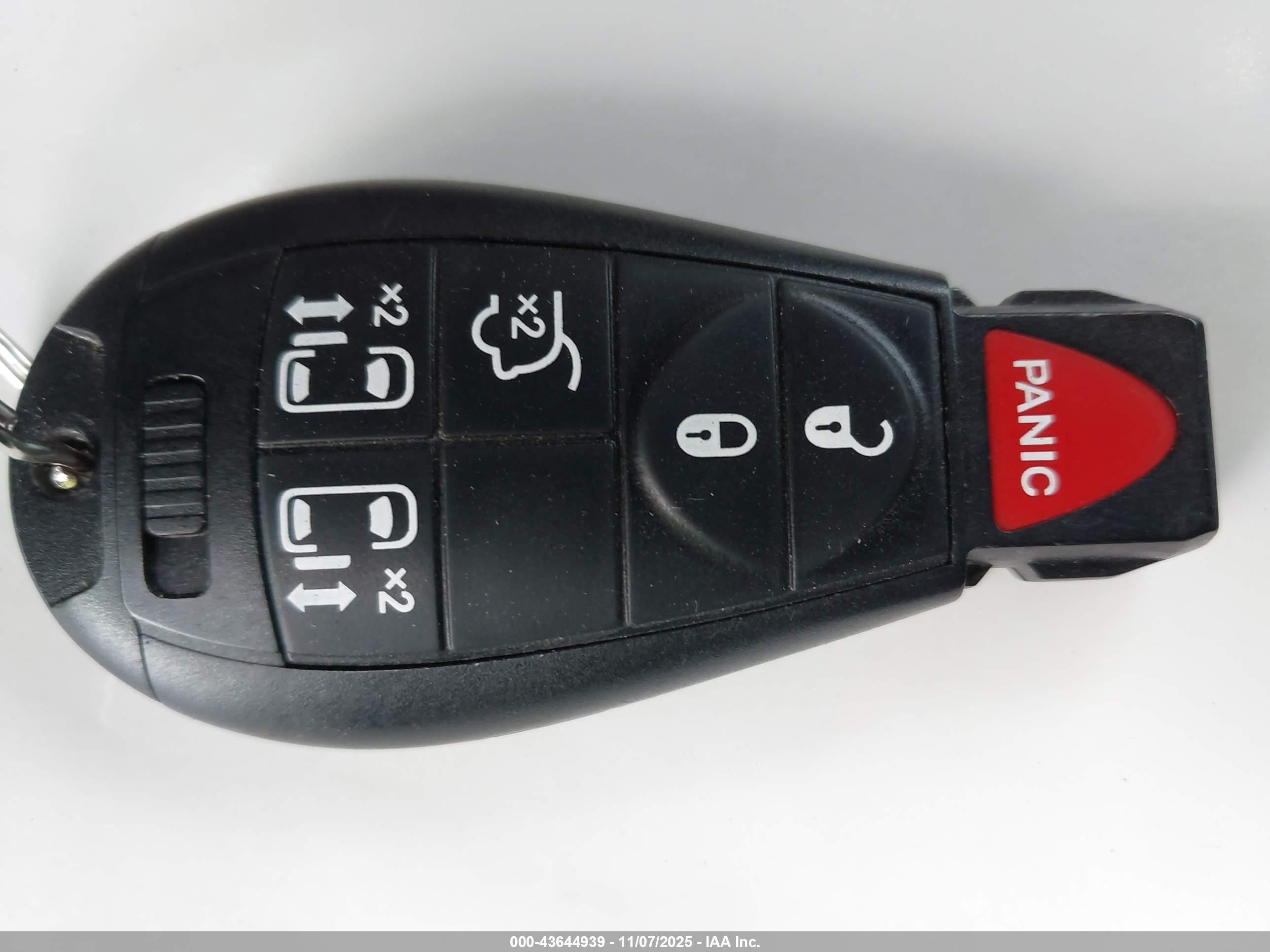 DODGE GRAND image 11
