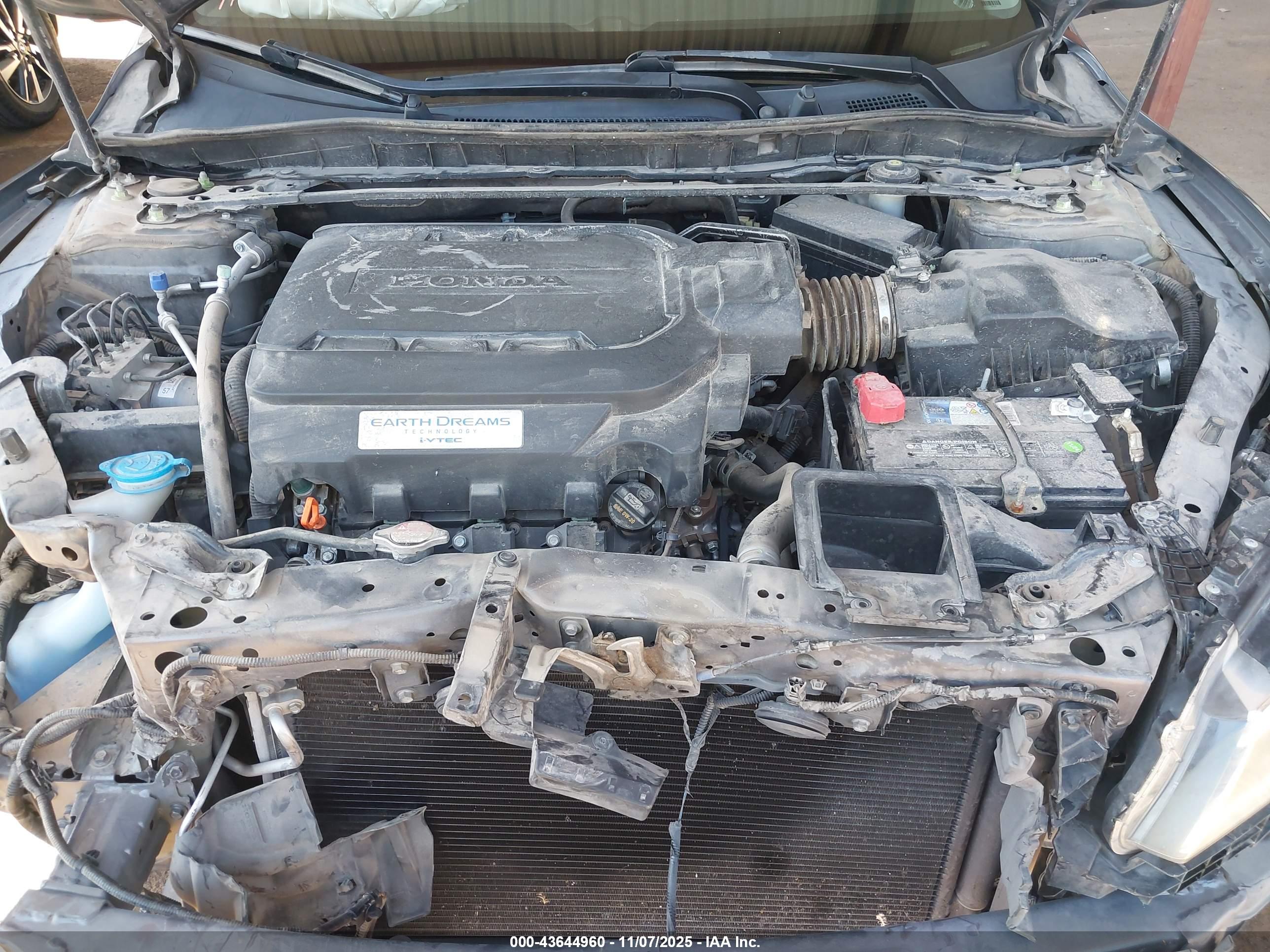 HONDA ACCORD image 10