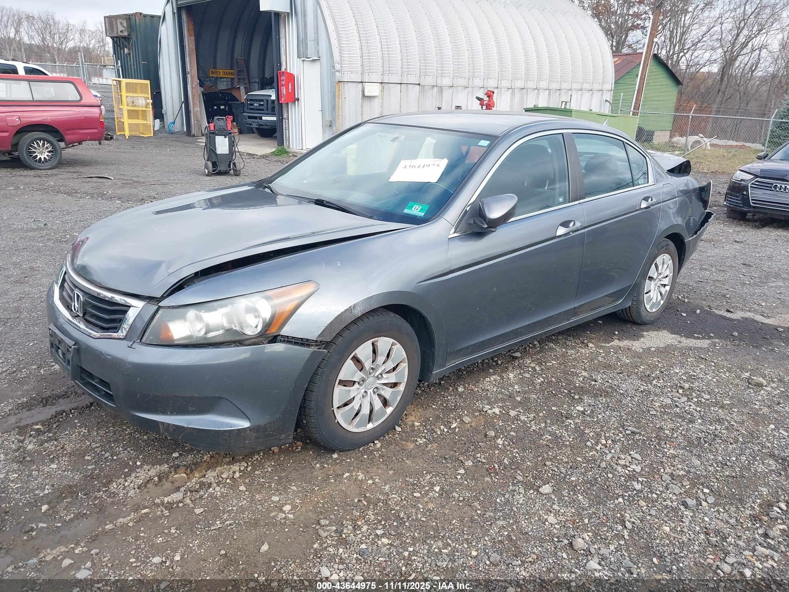 HONDA ACCORD image 2