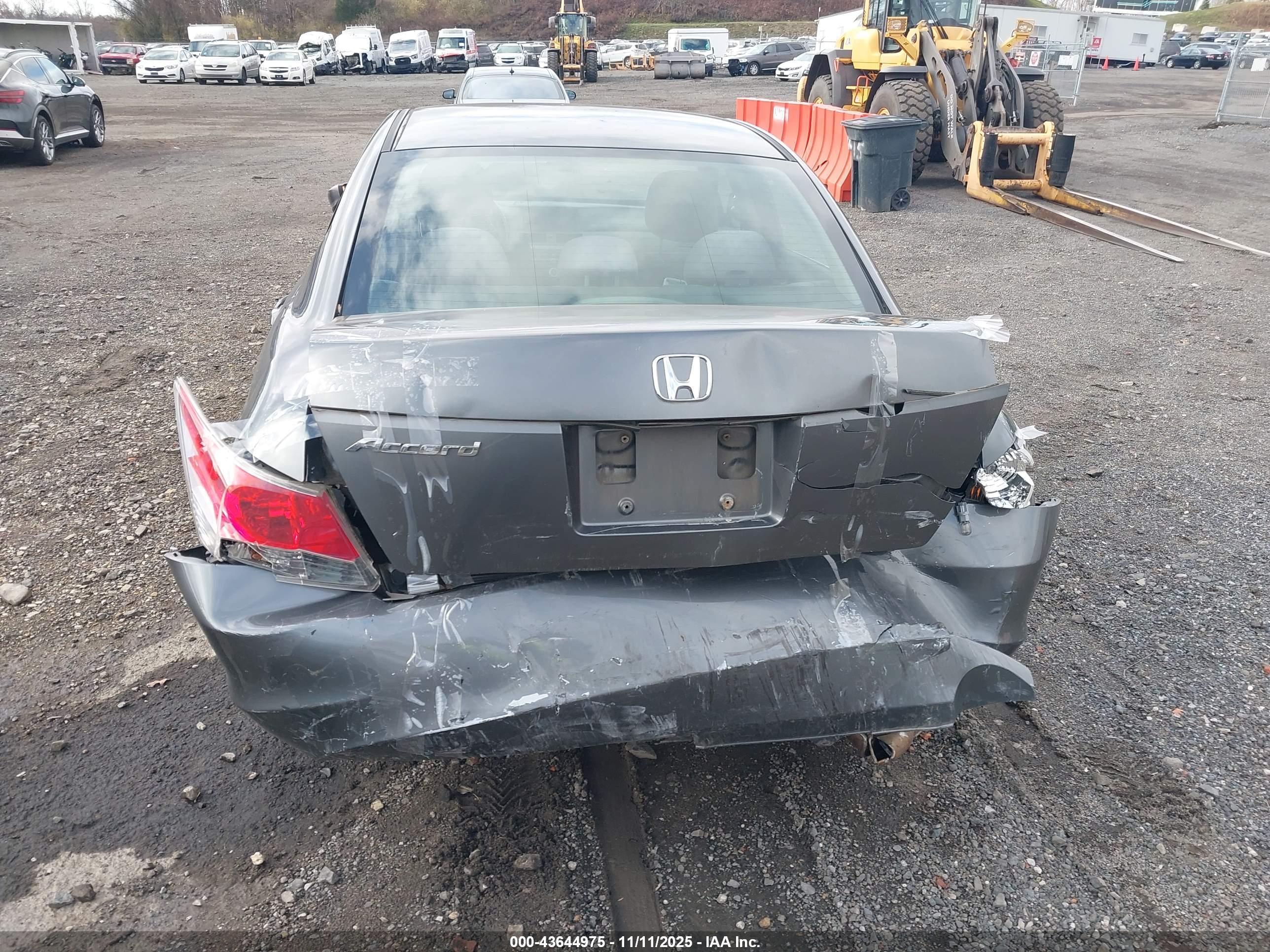 HONDA ACCORD image 6