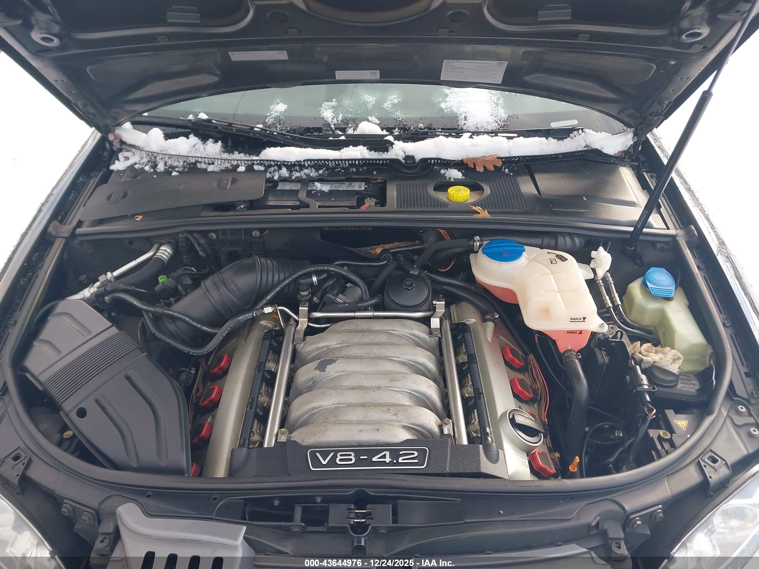 AUDI S4 image 10