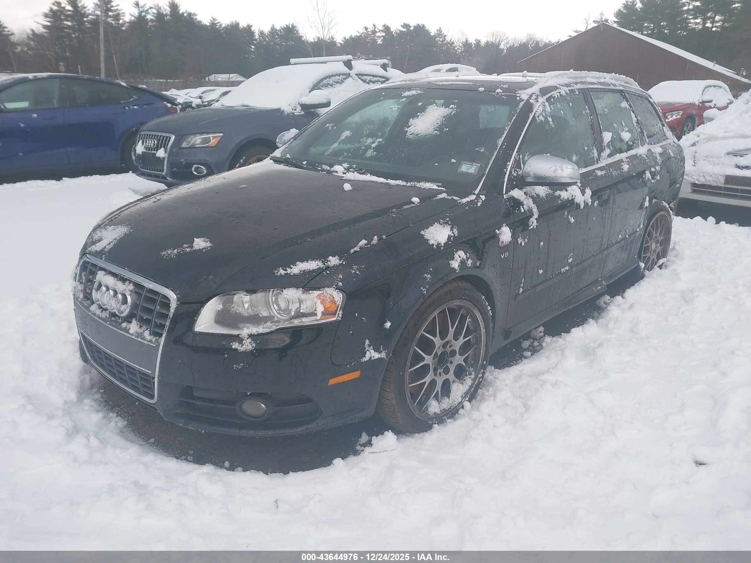 AUDI S4 image 2