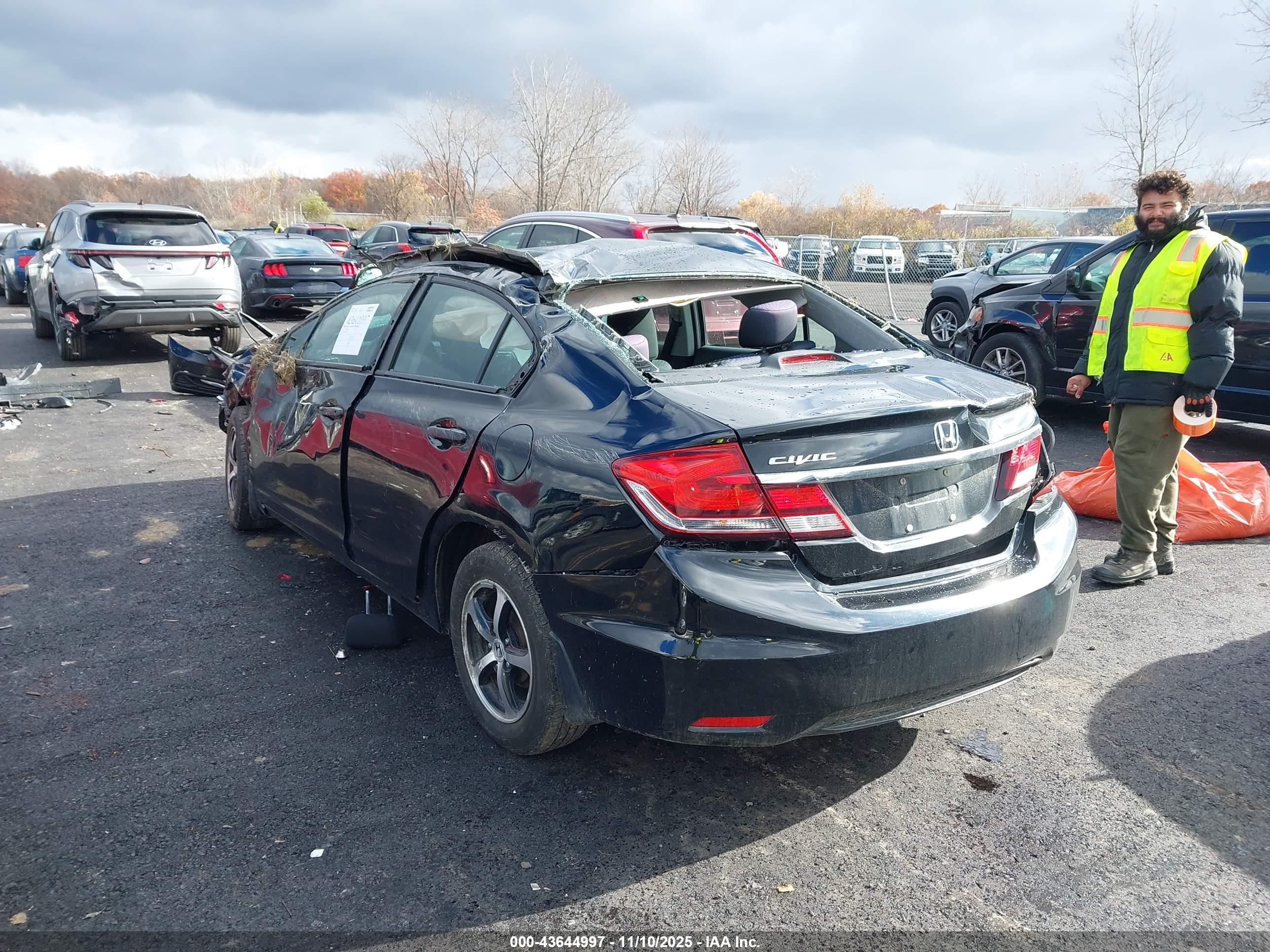 HONDA CIVIC image 3