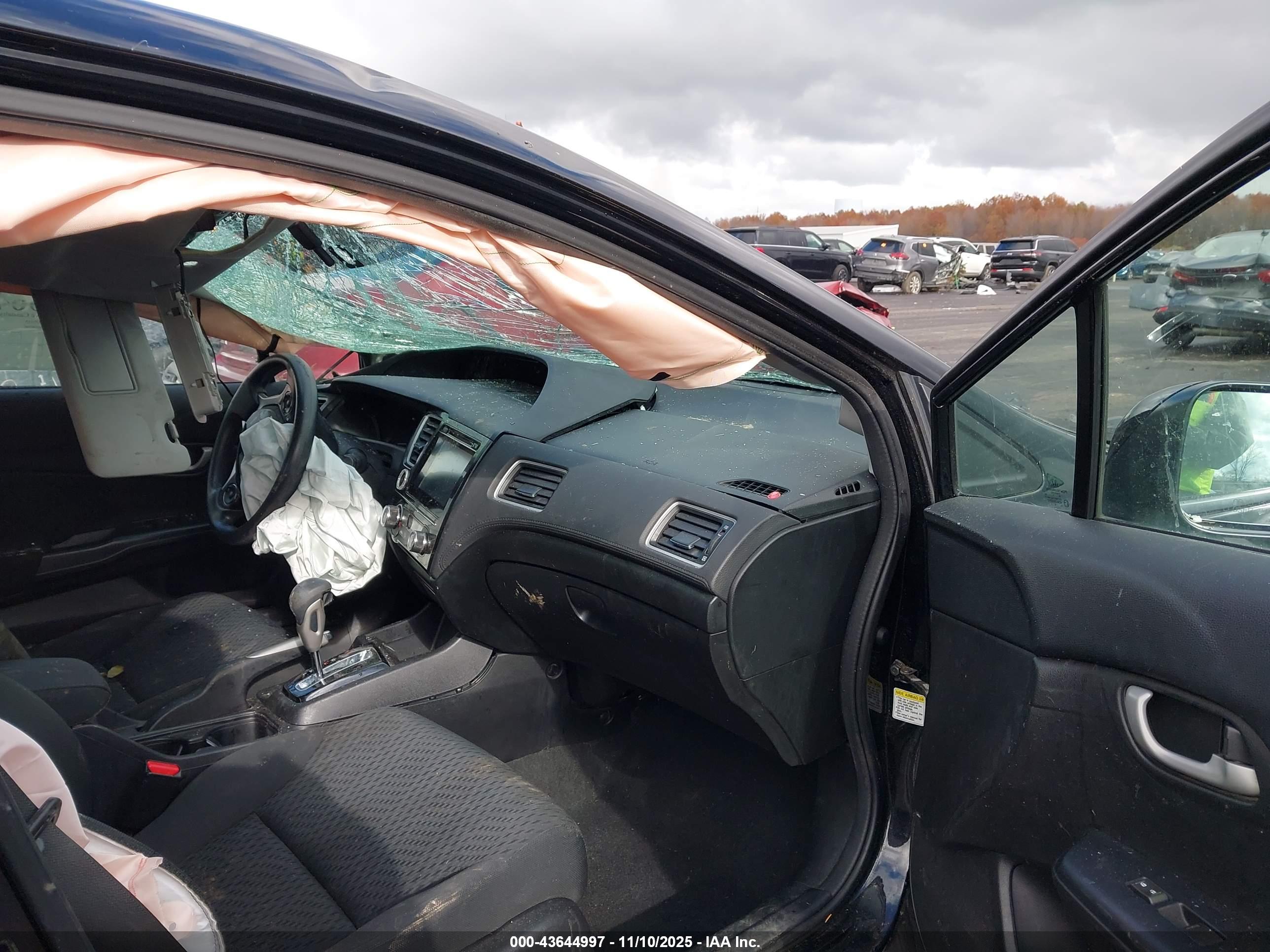 HONDA CIVIC image 5