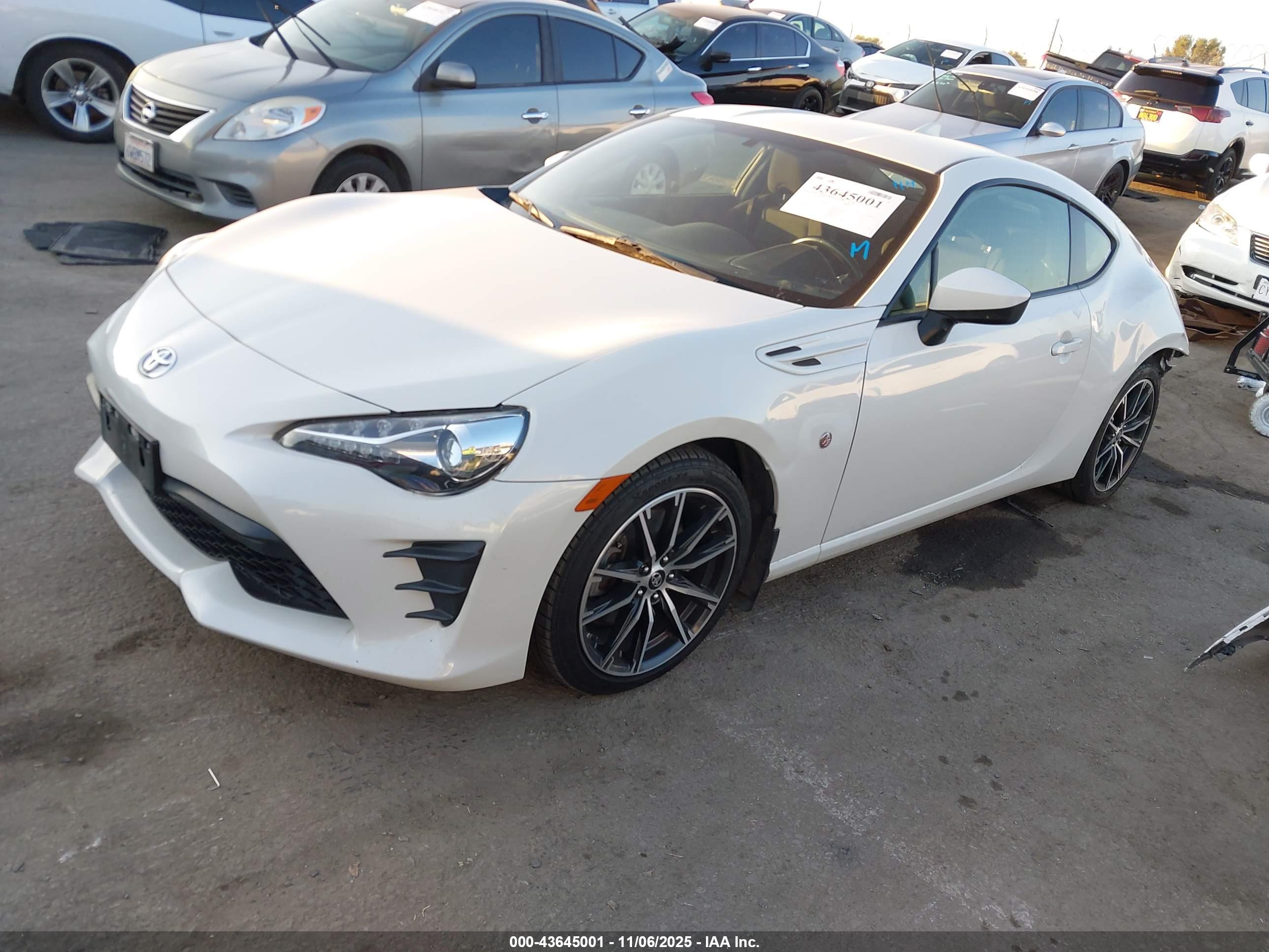 TOYOTA 86 image 2