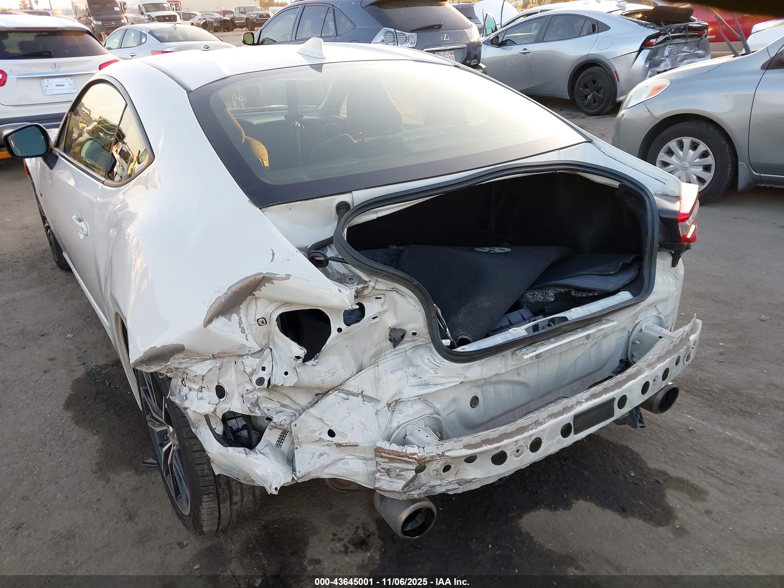 TOYOTA 86 image 6