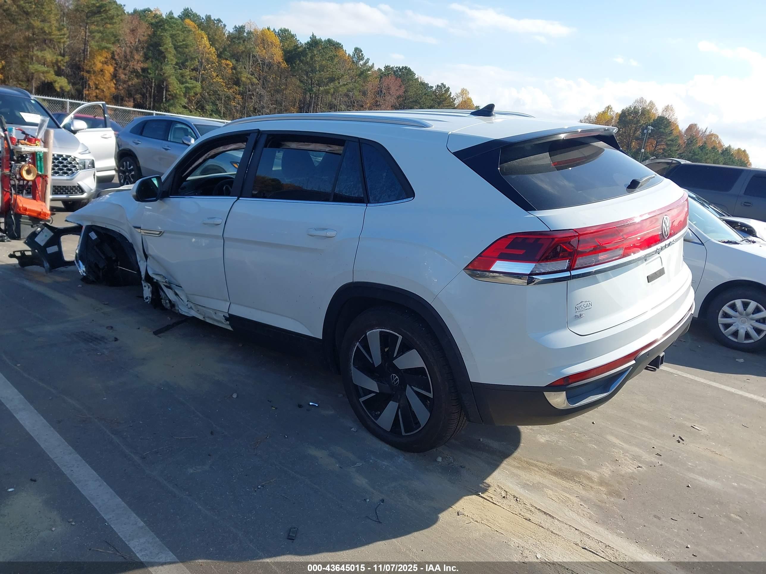 VOLKSWAGEN ATLAS image 3