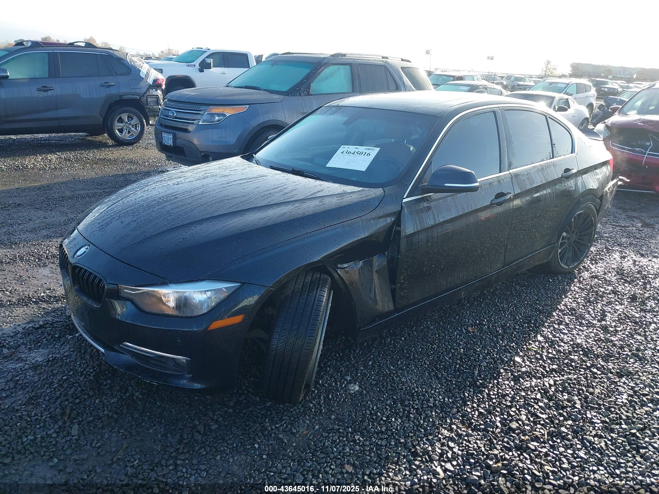 BMW 328I image 2