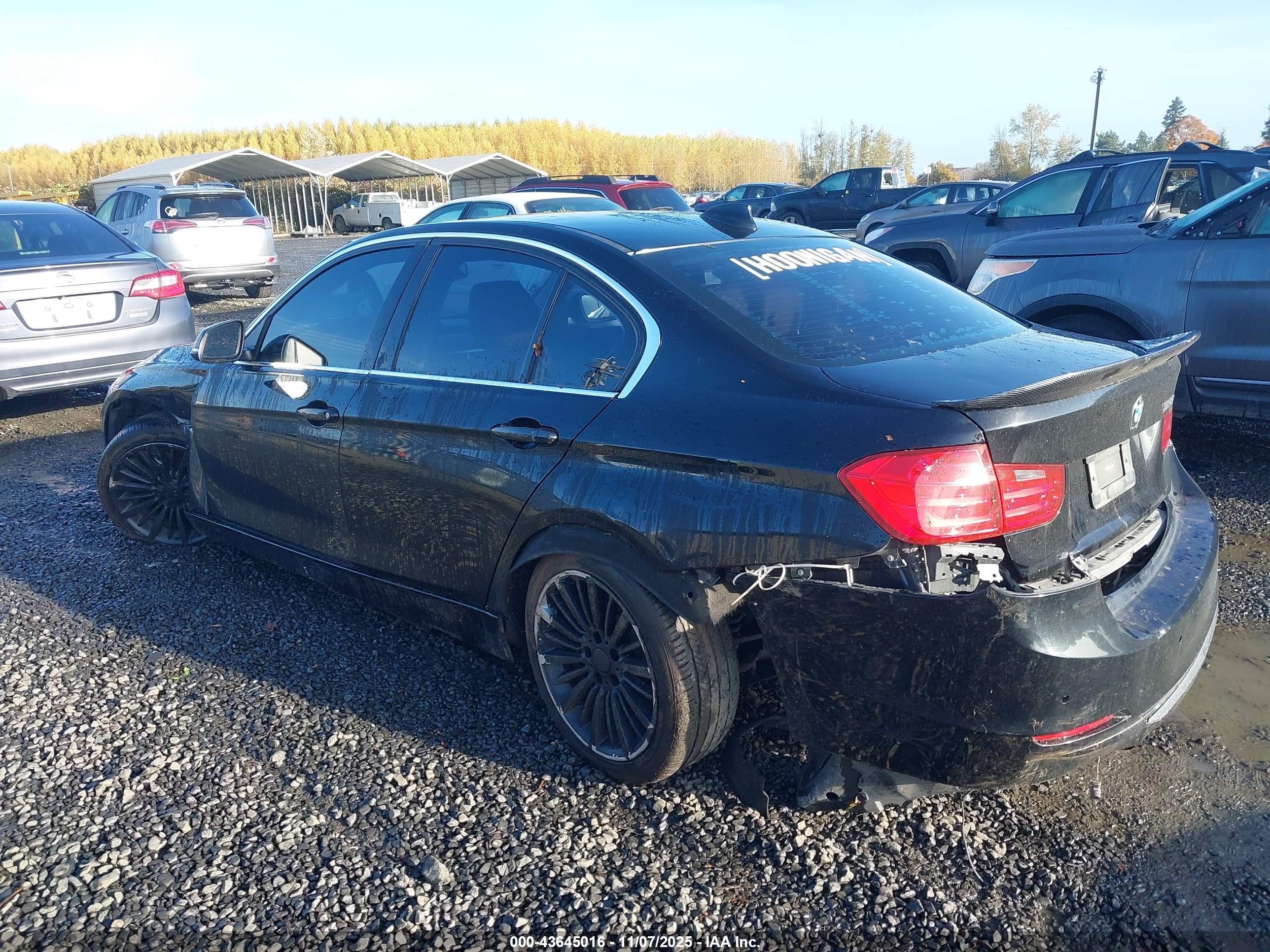 BMW 328I image 3