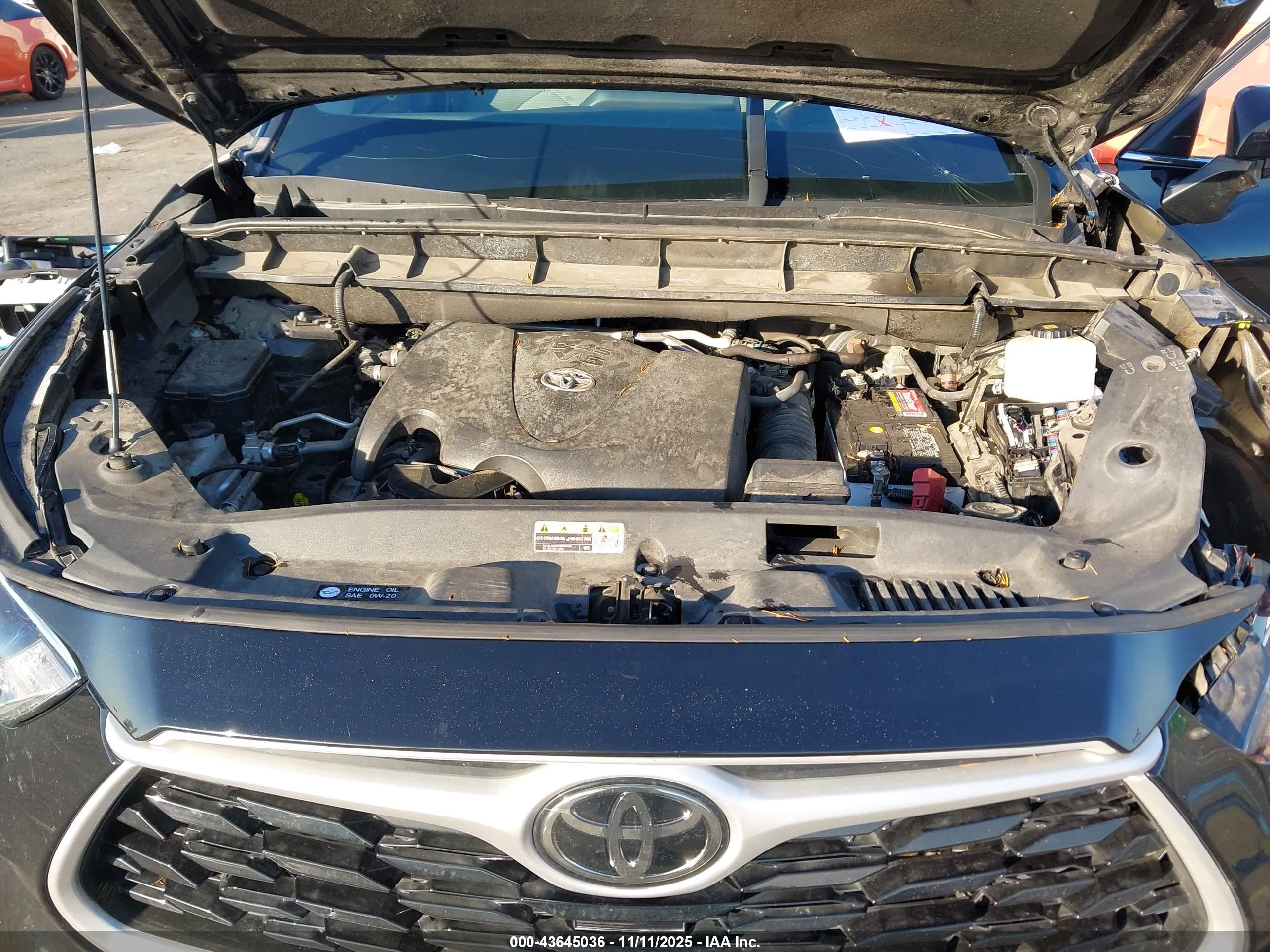TOYOTA HIGHLANDER image 10