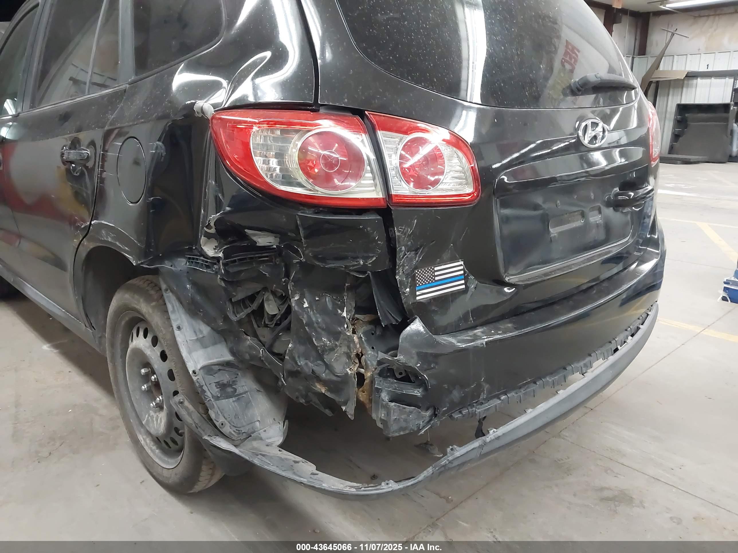 HYUNDAI SANTA image 6