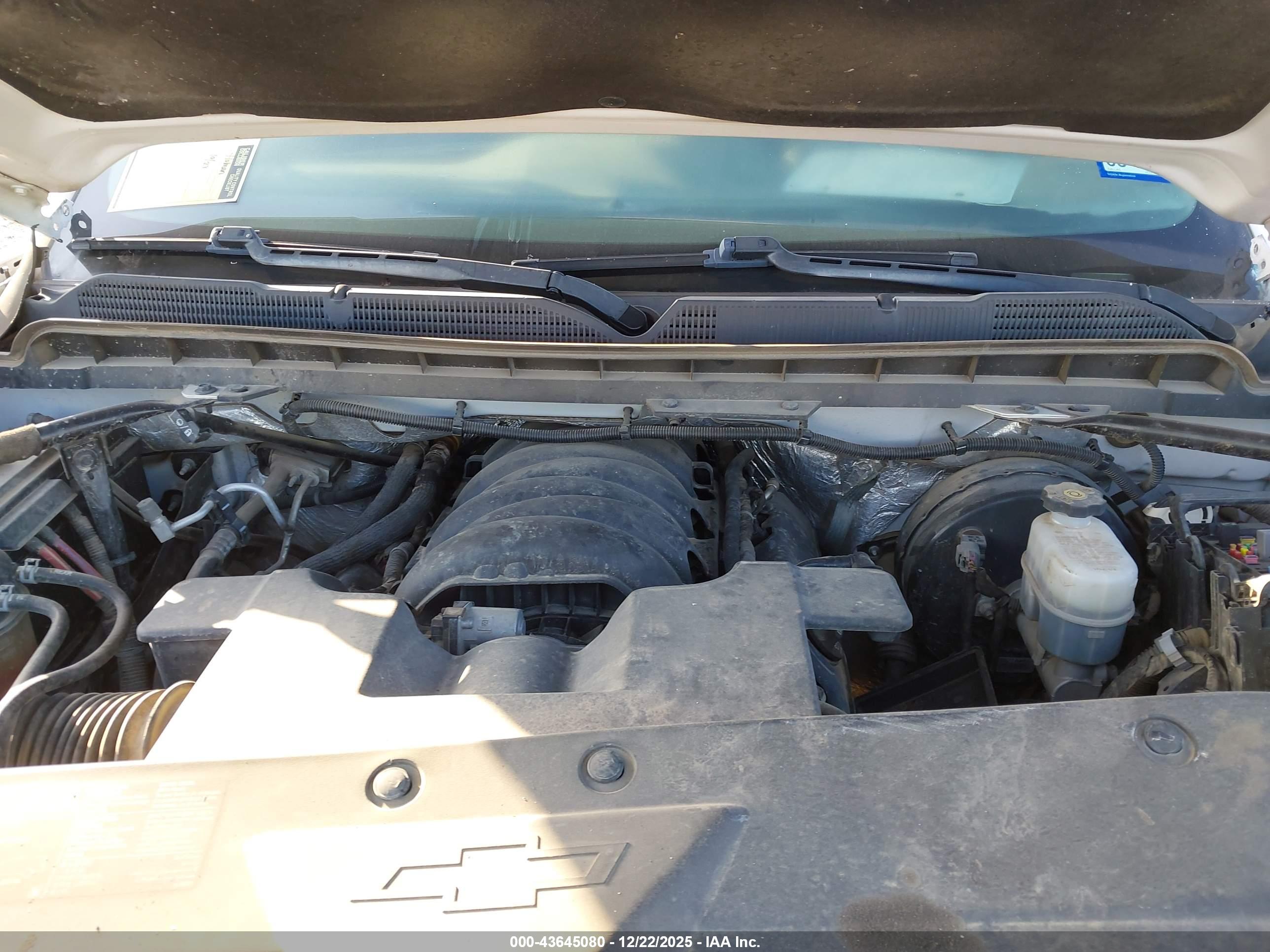 CHEVROLET SILVERADO image 10