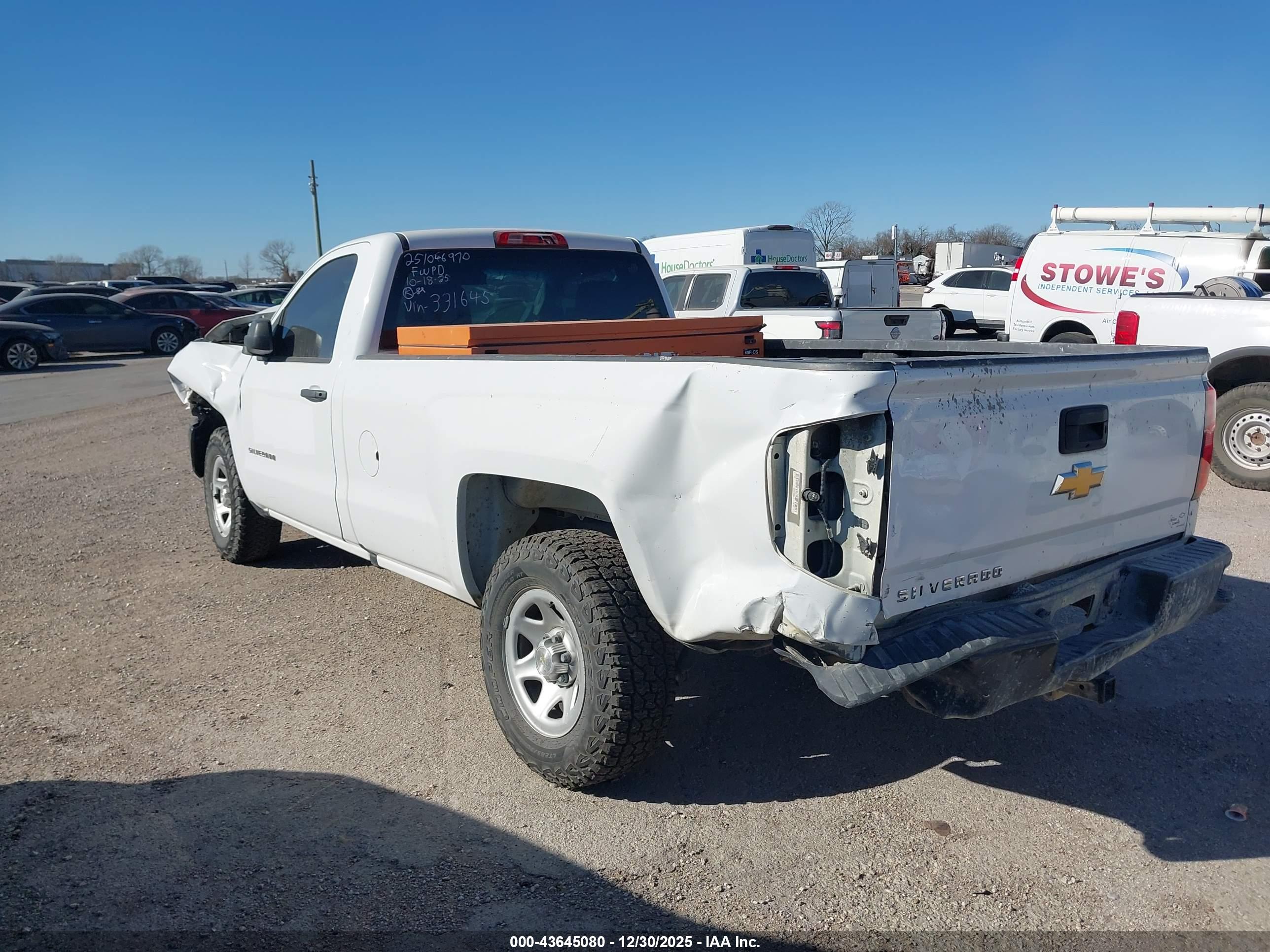 CHEVROLET SILVERADO image 3