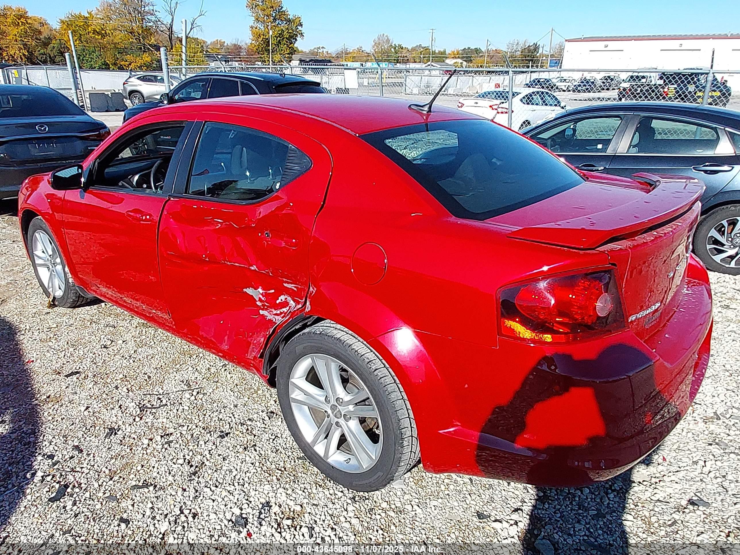 DODGE AVENGER image 3