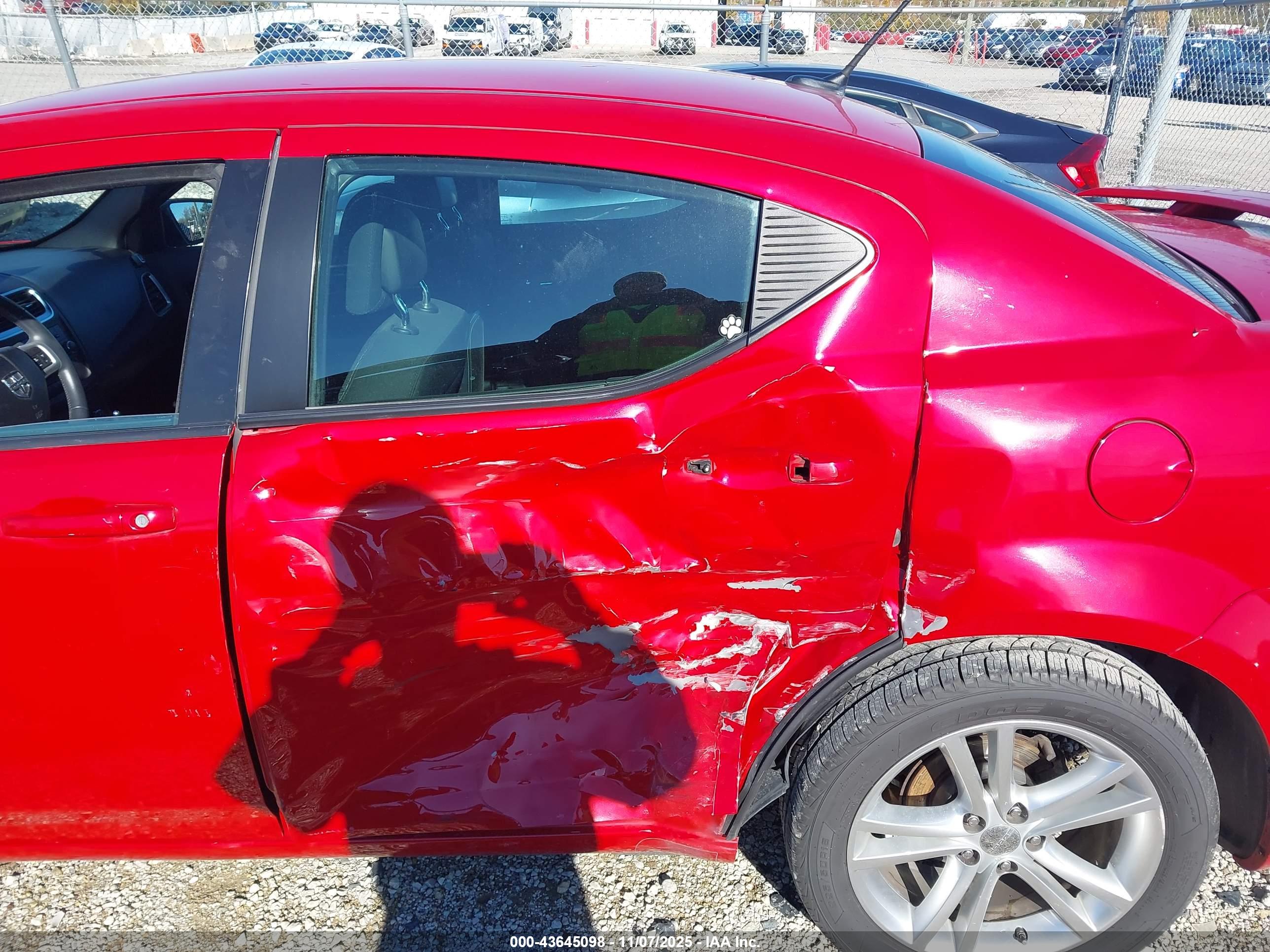 DODGE AVENGER image 6
