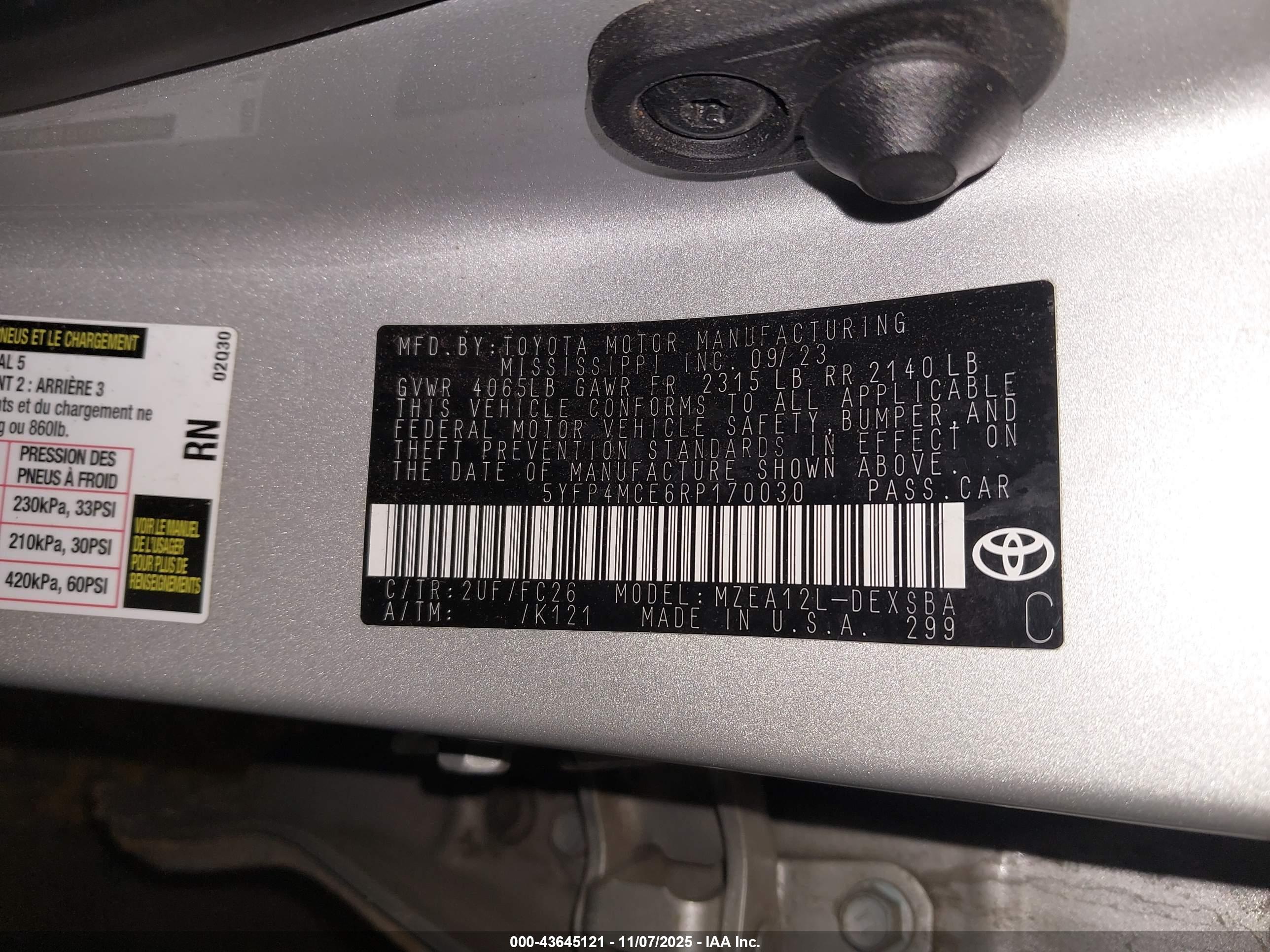 TOYOTA COROLLA image 9