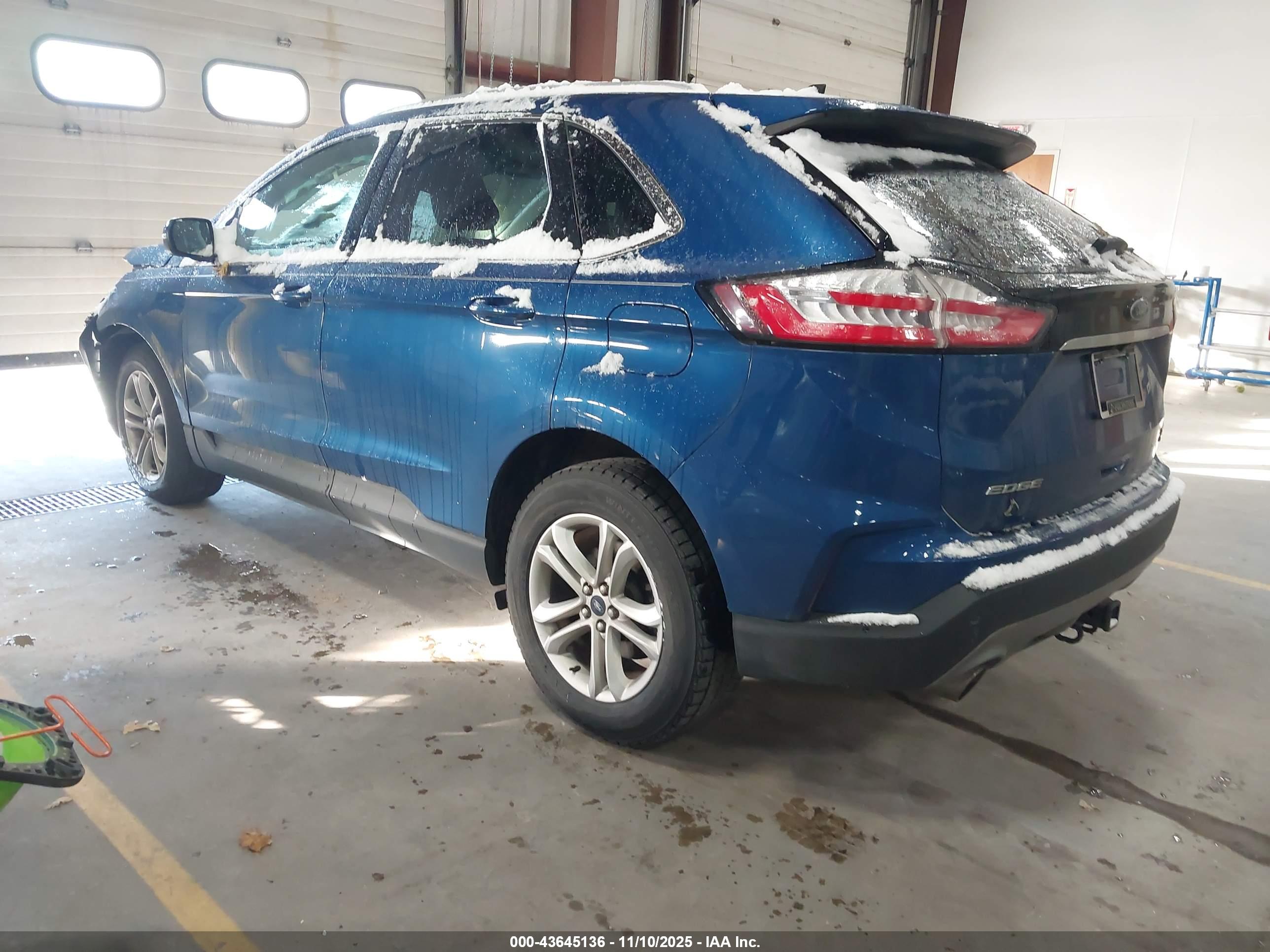 FORD EDGE image 3