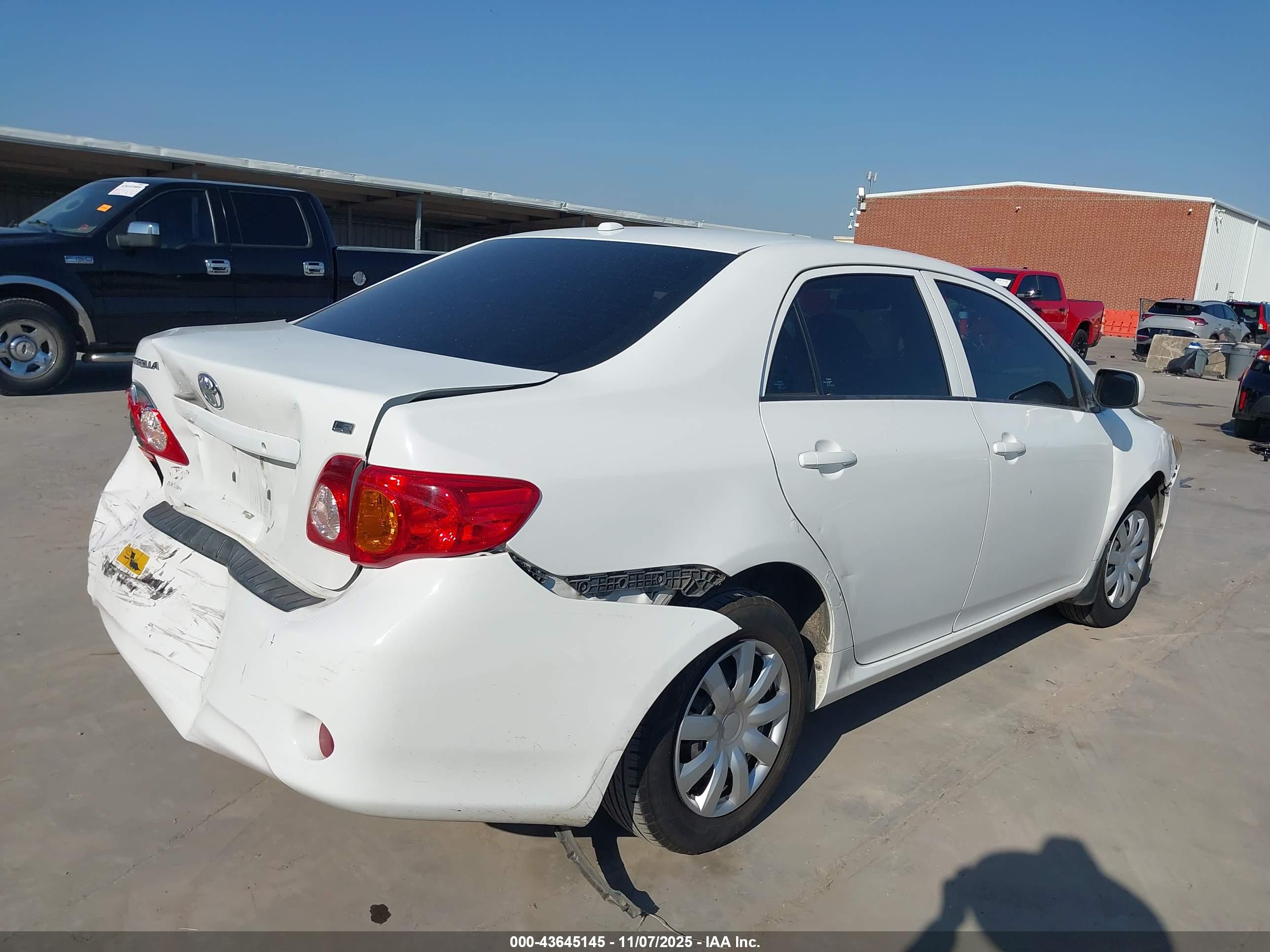 TOYOTA COROLLA image 4