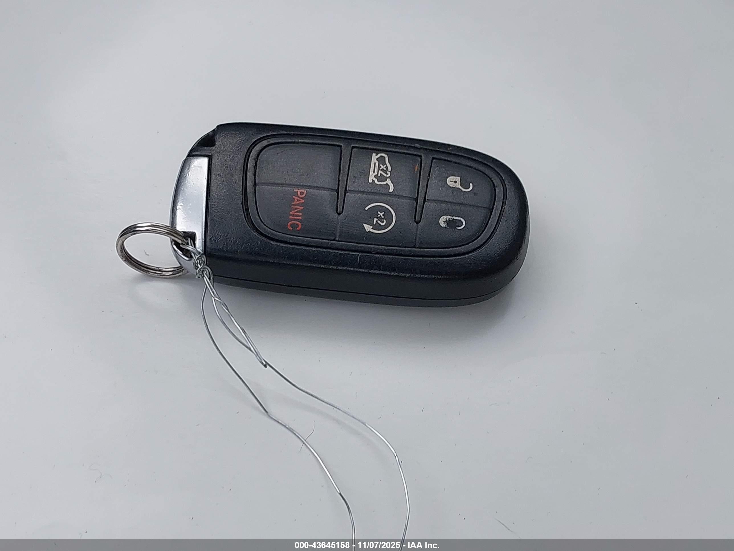 JEEP CHEROKEE image 11