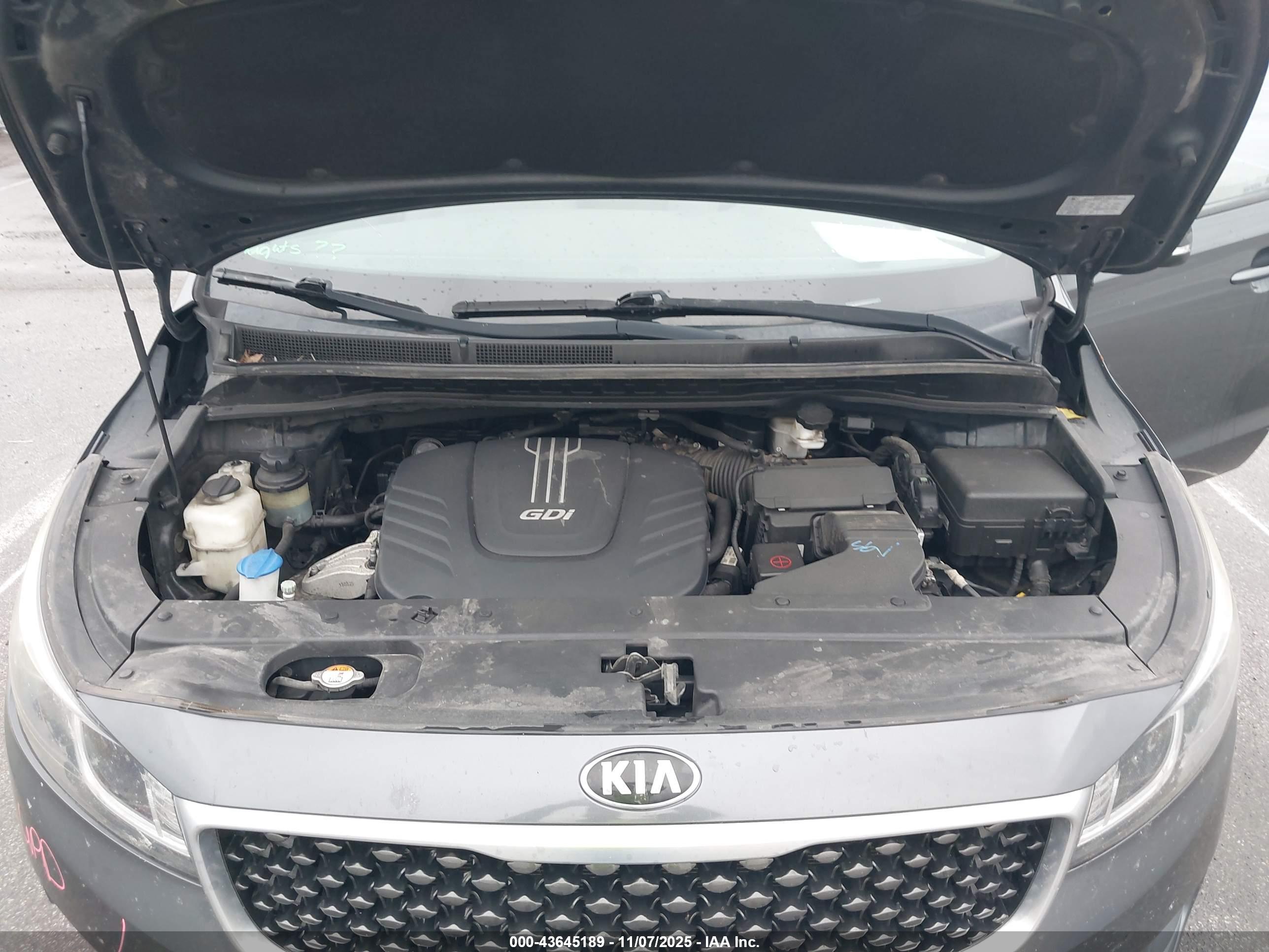 KIA SEDONA image 10
