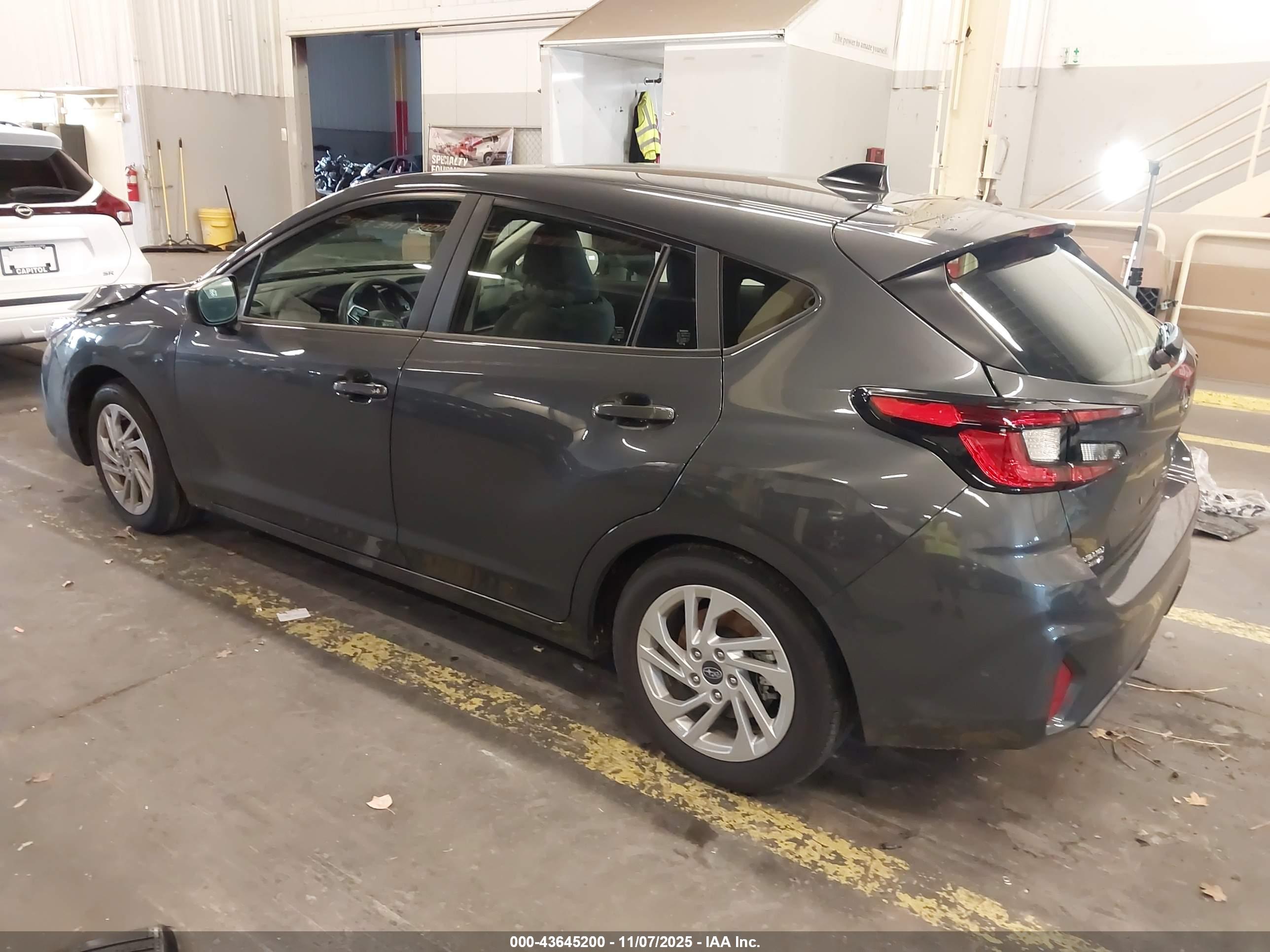SUBARU IMPREZA image 3