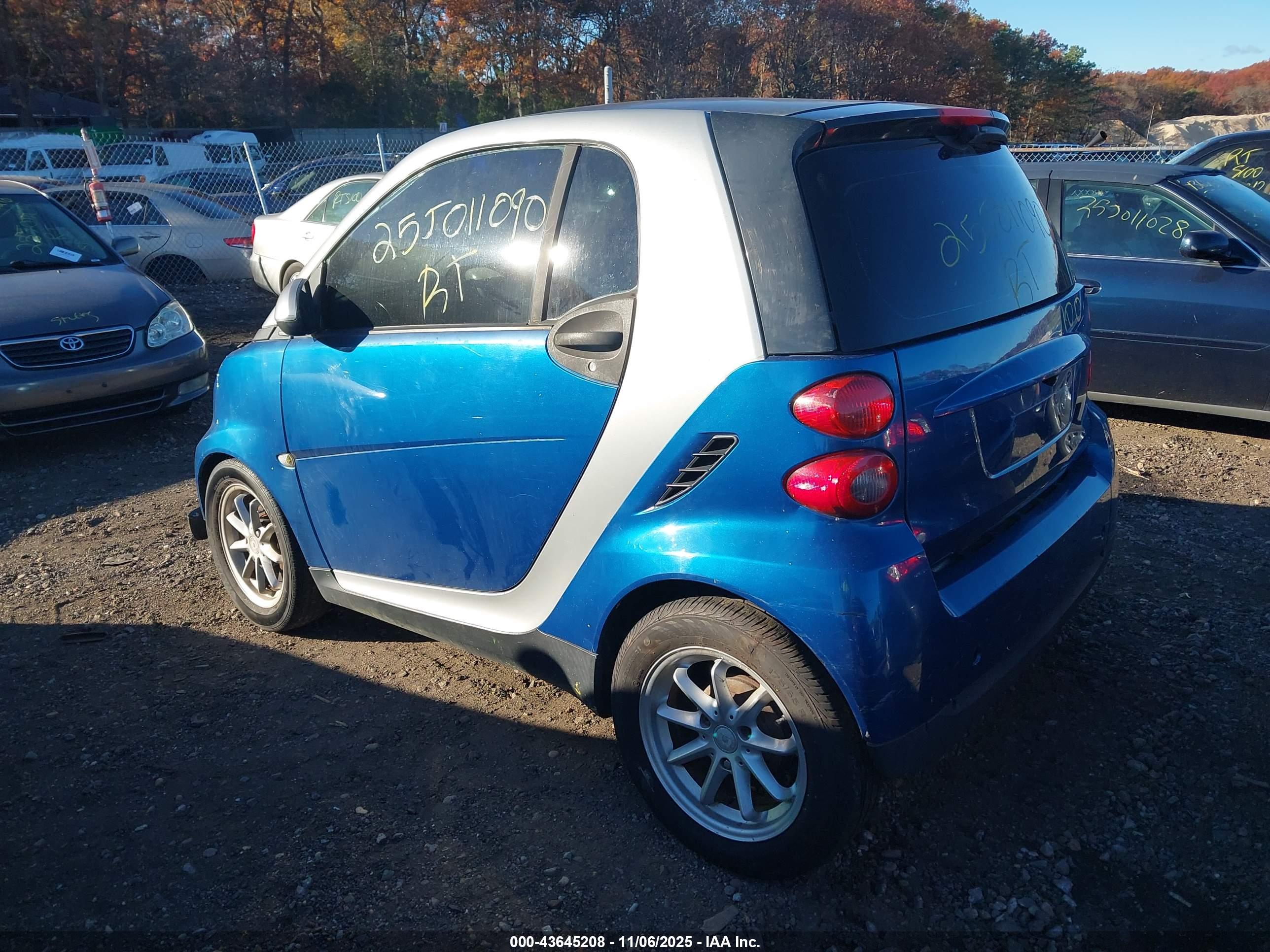 SMART FORTWO image 3