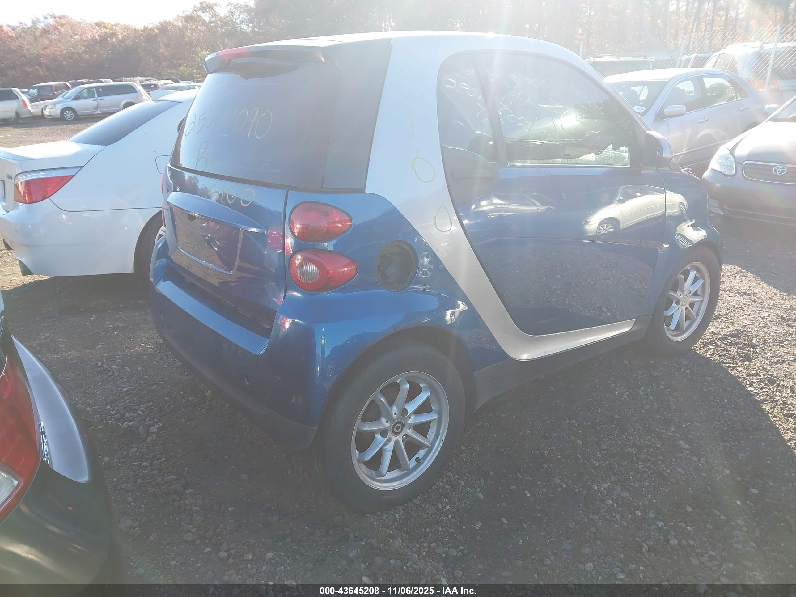 SMART FORTWO image 4