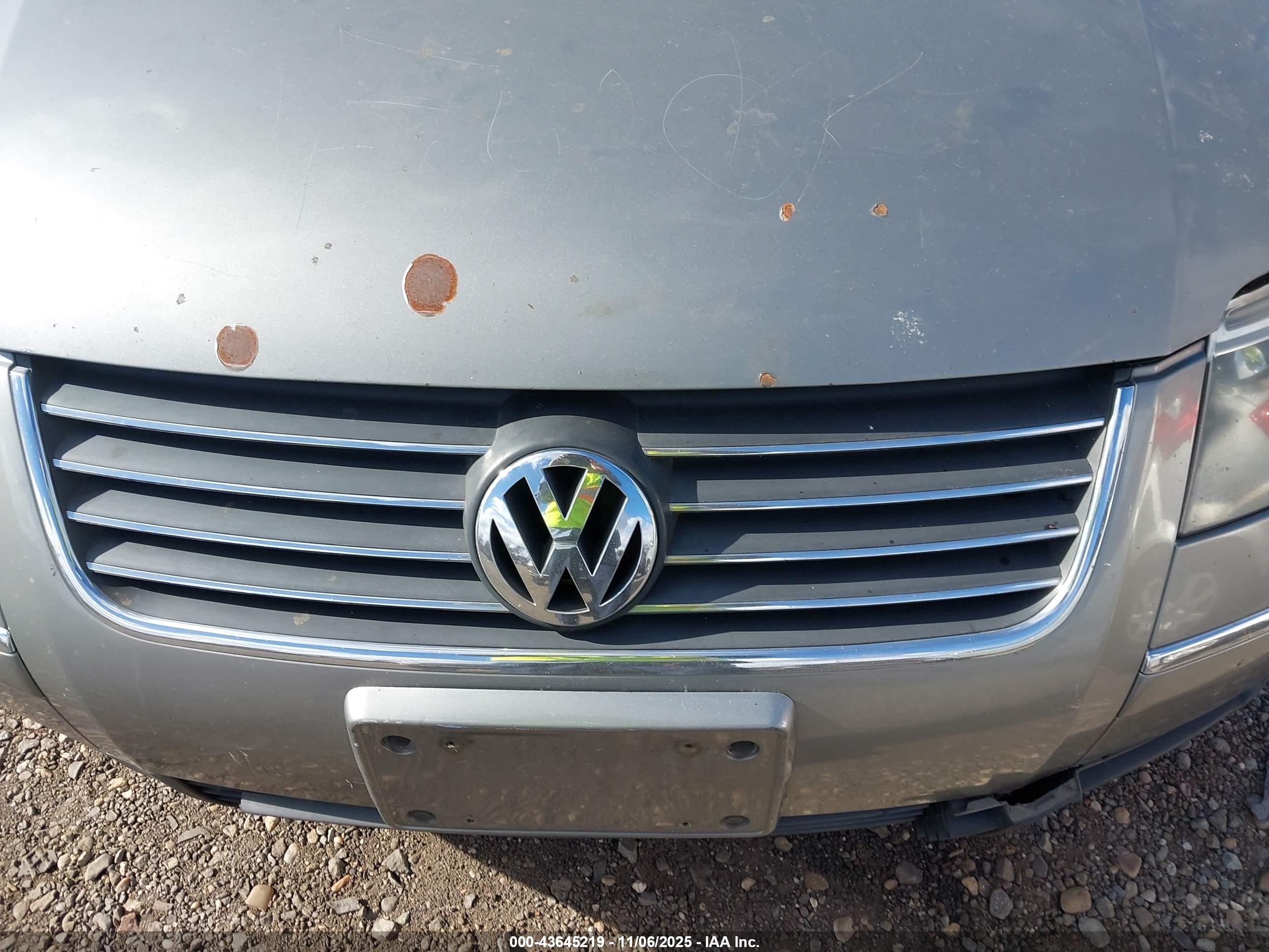 VOLKSWAGEN PASSAT image 10