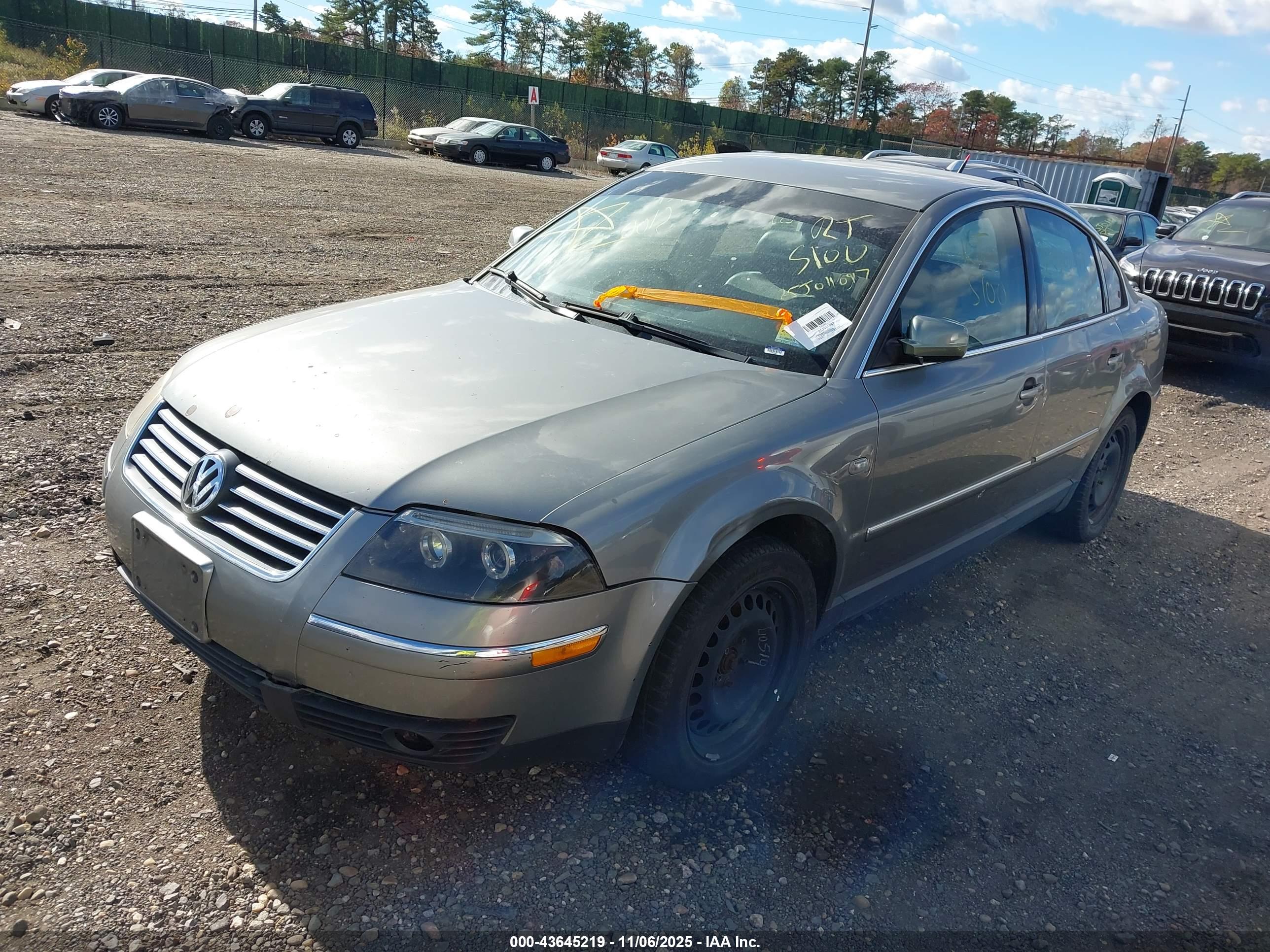 VOLKSWAGEN PASSAT image 2