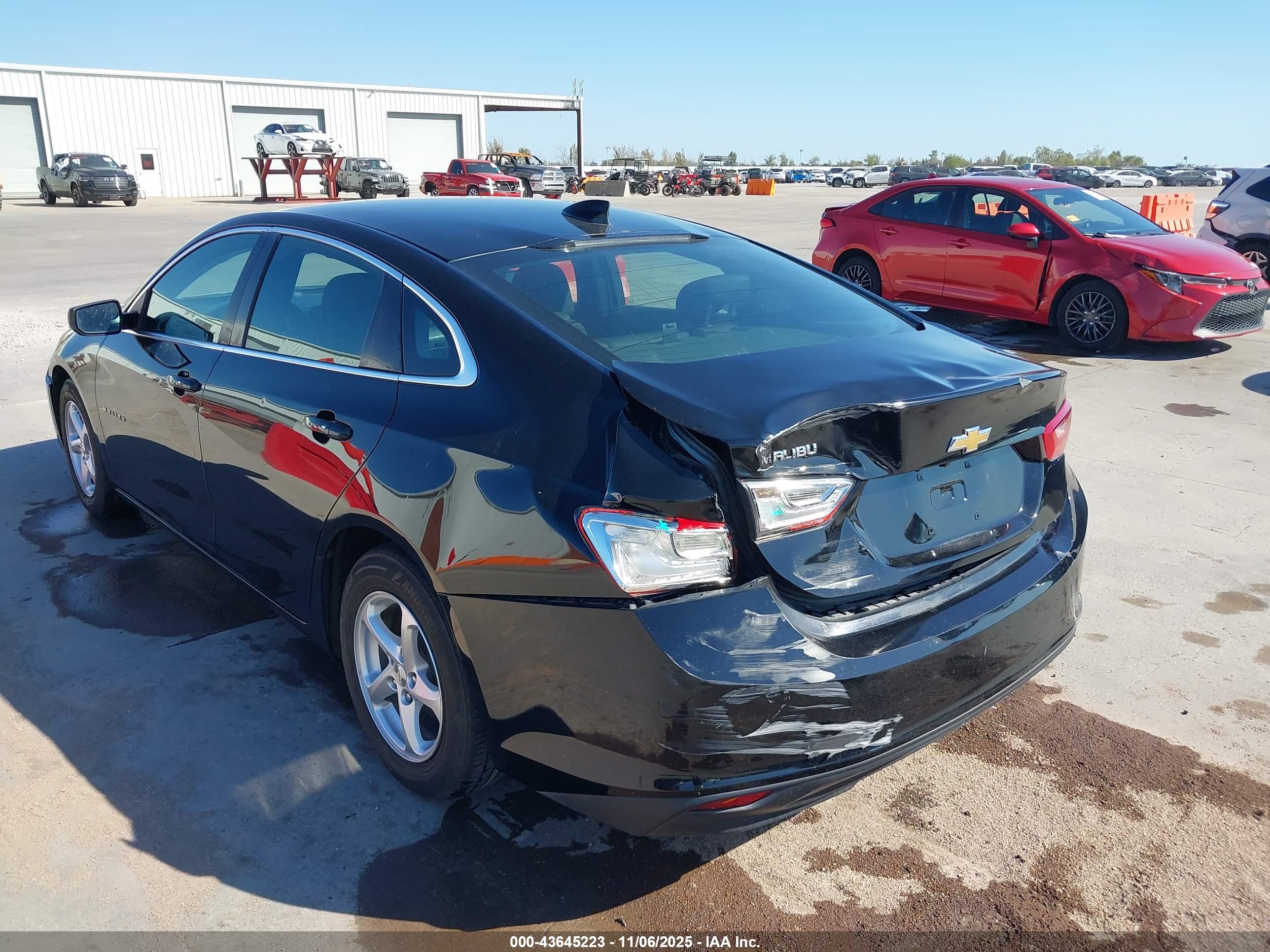 CHEVROLET MALIBU image 3
