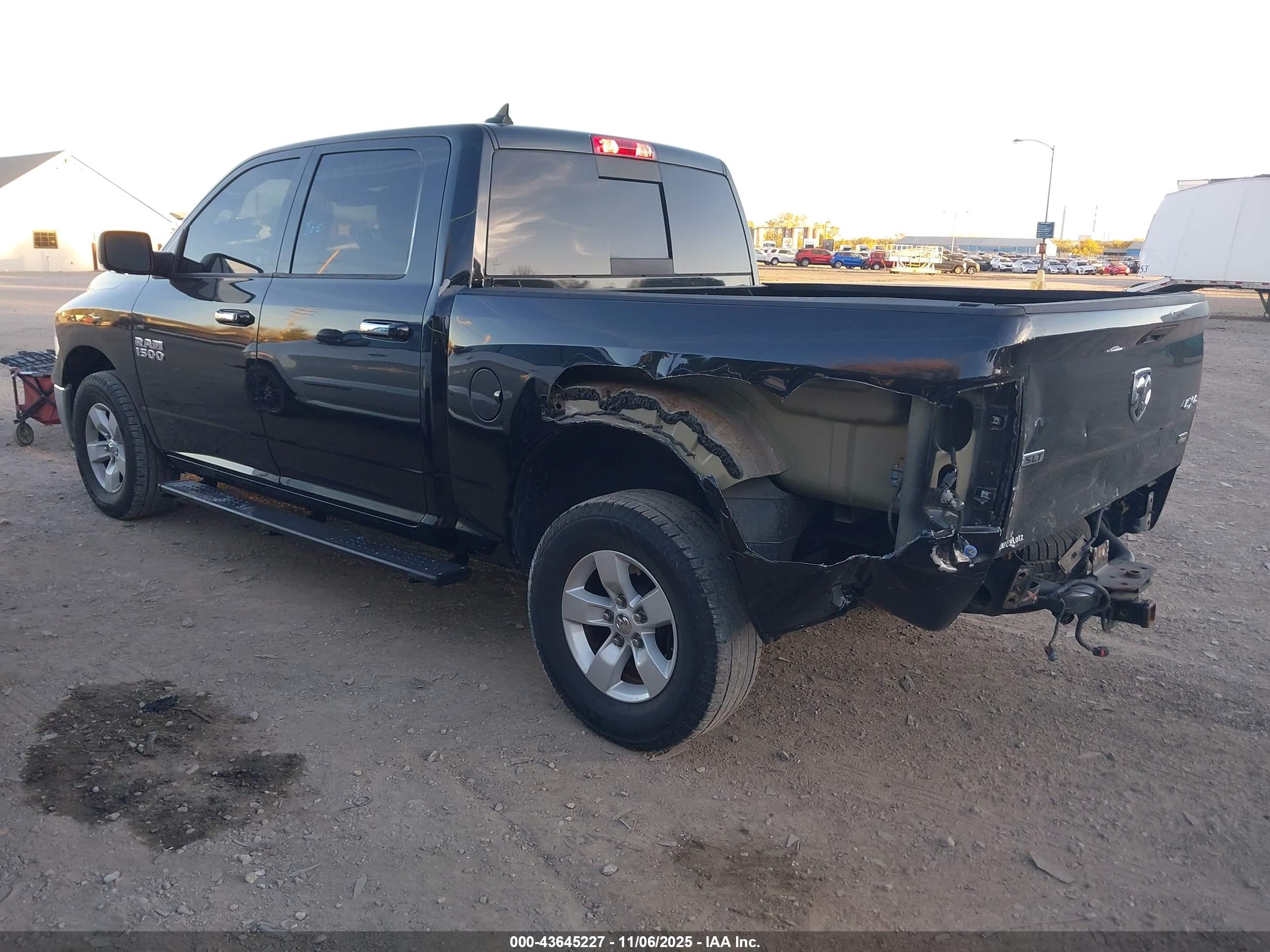 RAM 1500 image 3