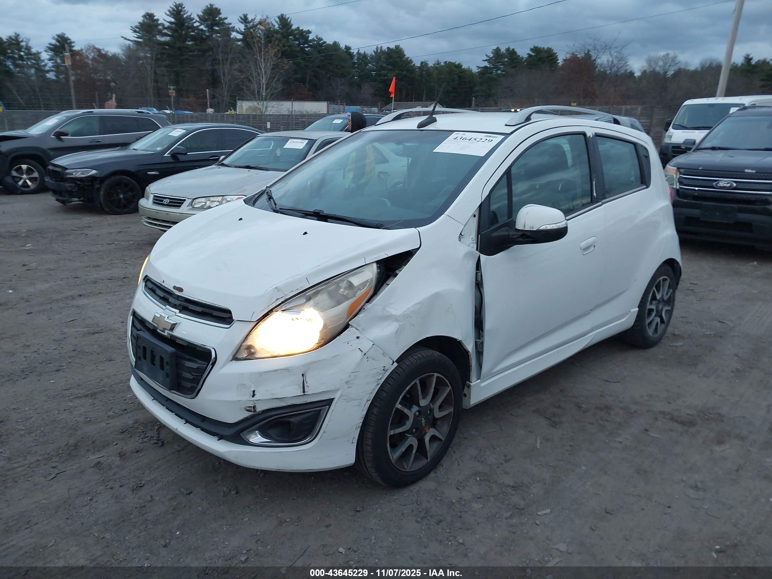 CHEVROLET SPARK image 2